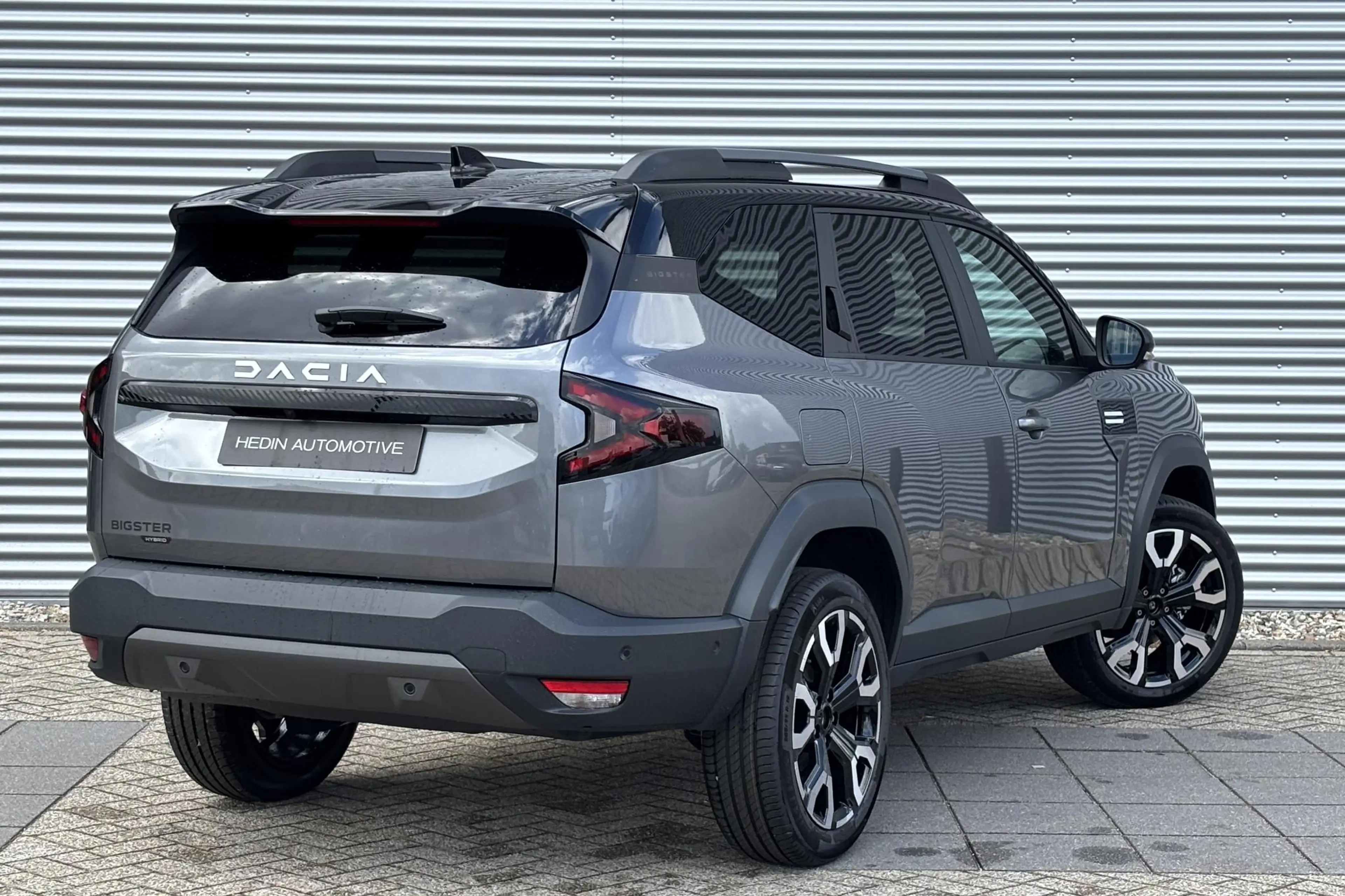 Dacia Bigster 1.8 Hybrid 155 Extreme | rondomzicht camera | voor — photo 2