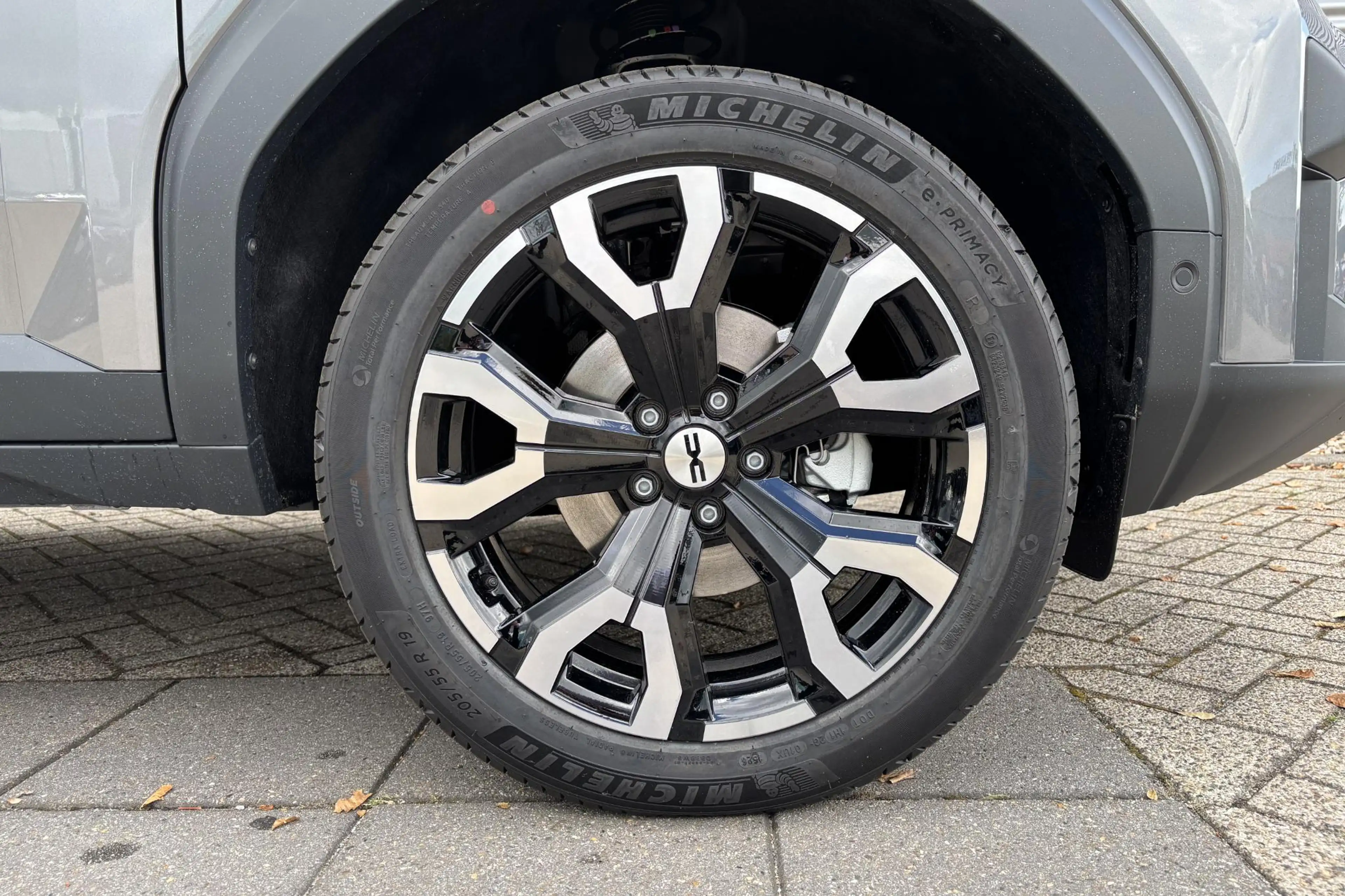 Dacia Bigster 1.8 Hybrid 155 Extreme | rondomzicht camera | voor — photo 12