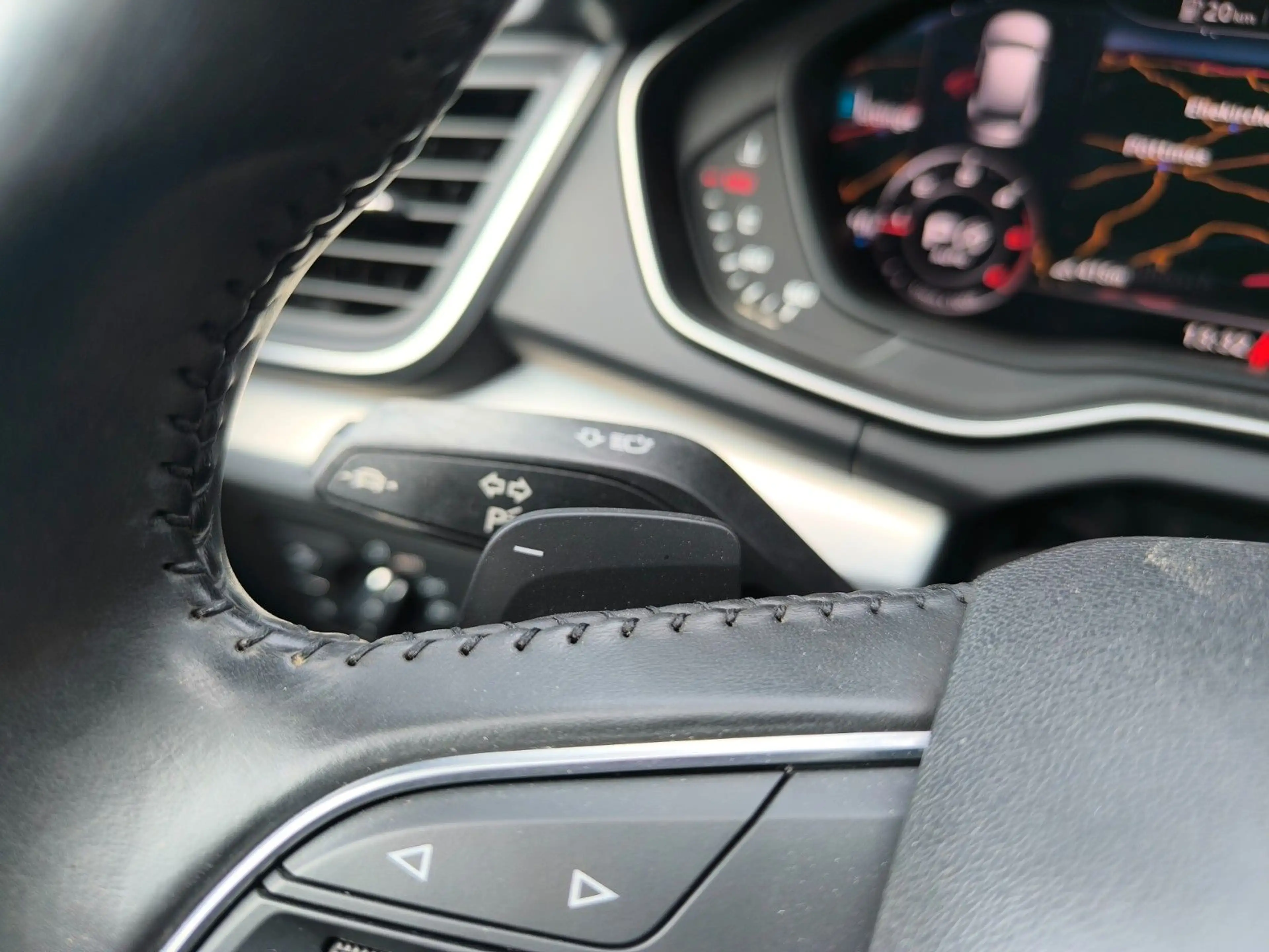 Audi Q5 Quattro Sport Kamera°DAB°Virt.Cock°Spur°Absta — photo 11