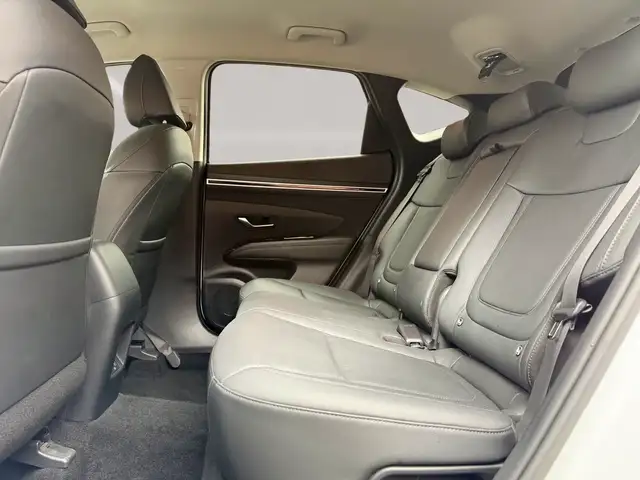 Hyundai Tucson view 30
