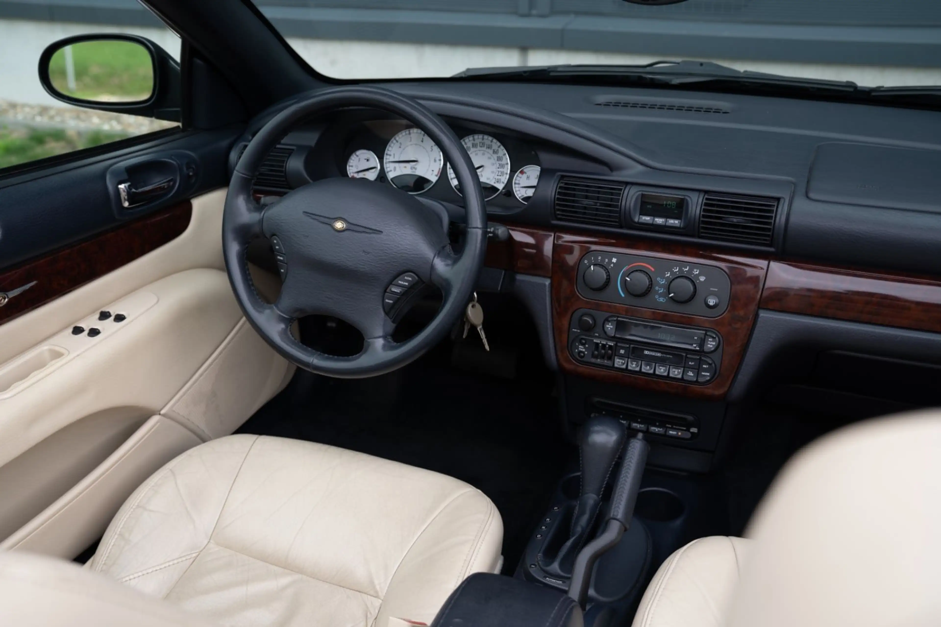 Chrysler Sebring Cabrio 2.7 Limited*BORLA ABGAS*KLIM*SHZ* — photo 14