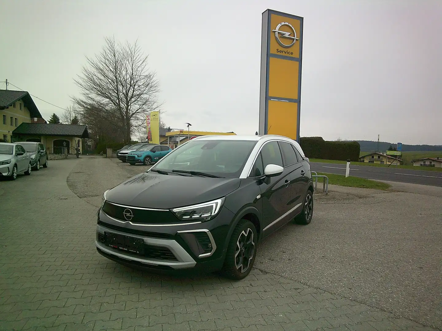 Opel Crossland X Ultimate Schwarz - 1