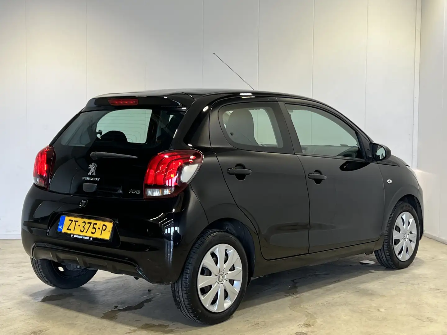 Peugeot 108 1.0 e-VTi Active | Bluetooth | Airco | Mistlampen Nero - 2