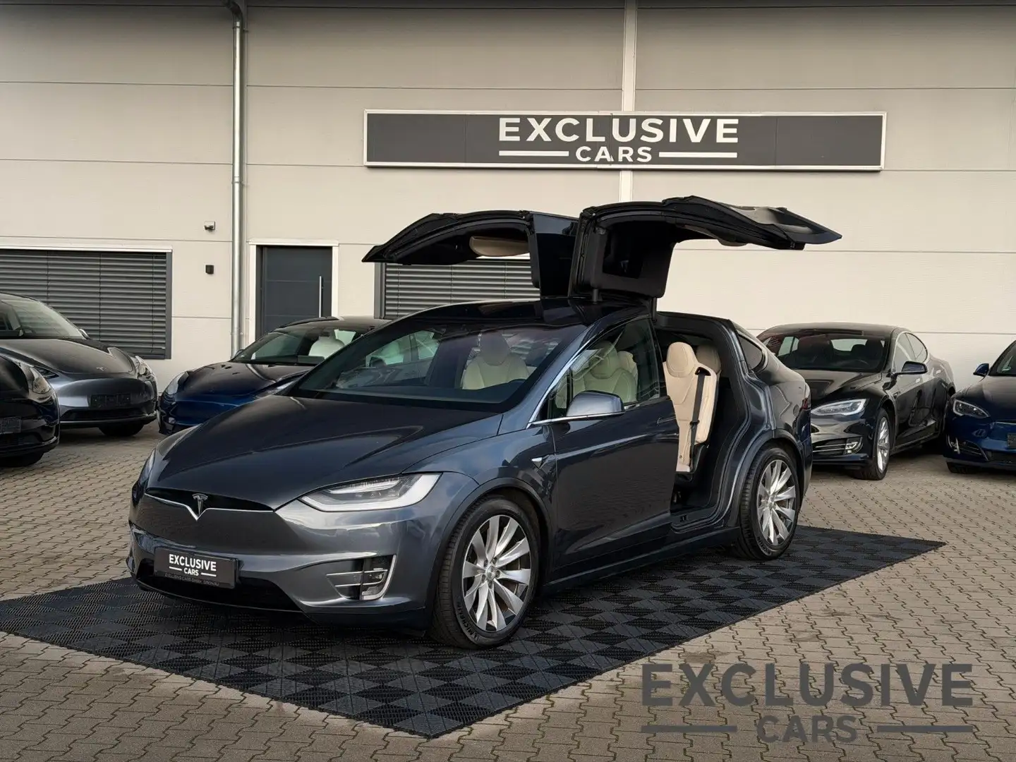 Tesla Model X MODEL X LONG RAVEN | ENHANCED AP | 7 SEATER | Grau - 1