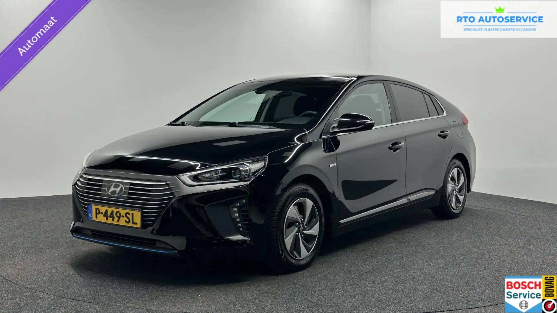 Hyundai IONIQ 1.6 GDi Comfort TREKHAAK CAMERA NAVI ECC CARPLAY. Schwarz - 1
