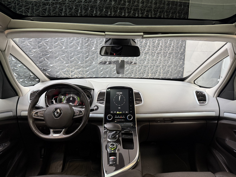 Renault Espace Espace 1.6 dCi Energy Initiale - 7 Places — photo 11