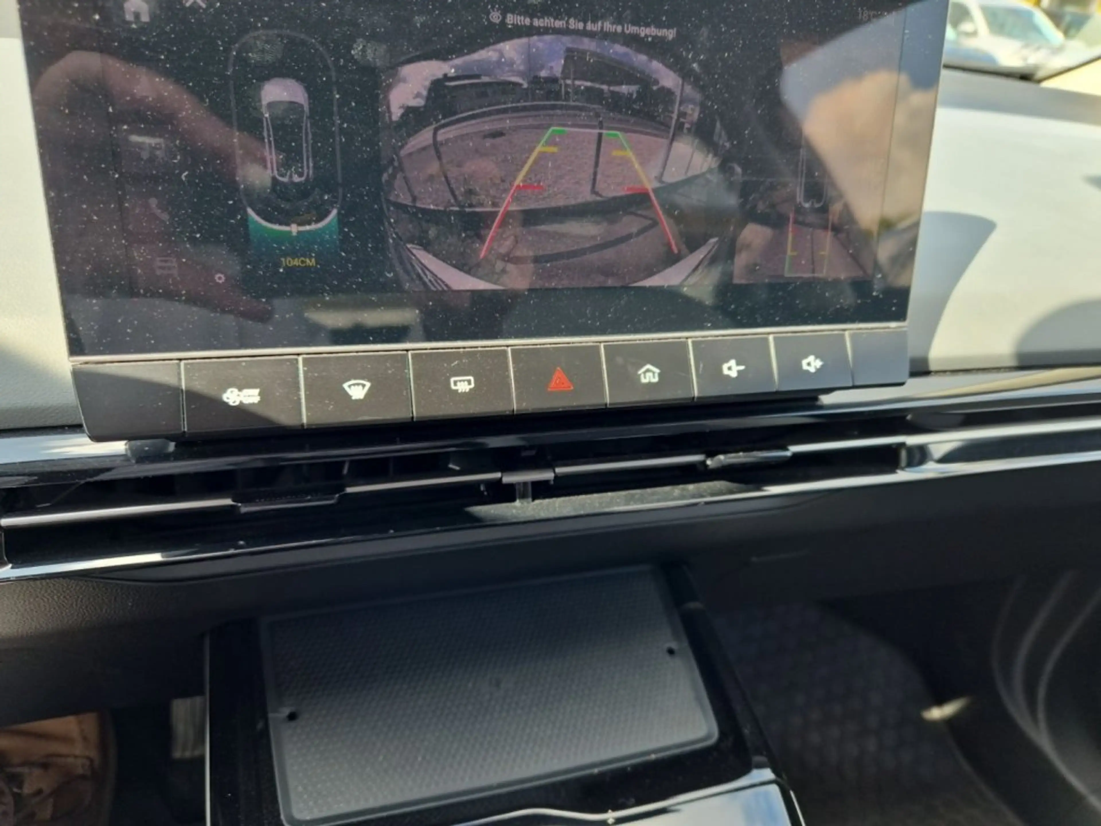 MG MG4 EV 64 kWh Luxury — photo 14