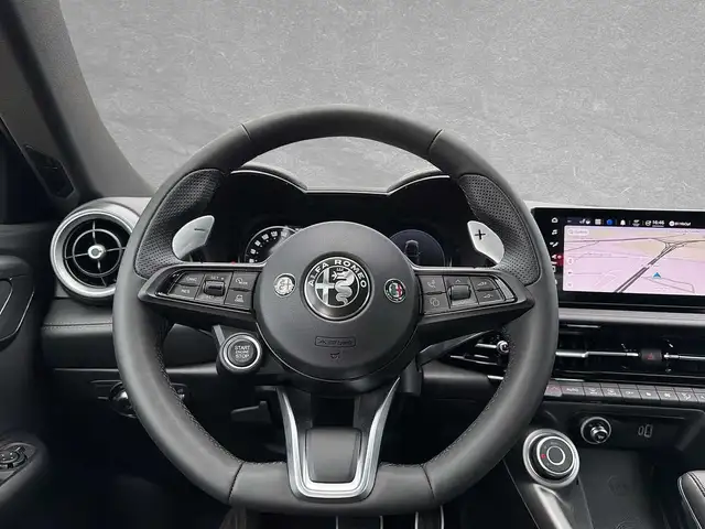 Alfa Romeo Tonale view 11