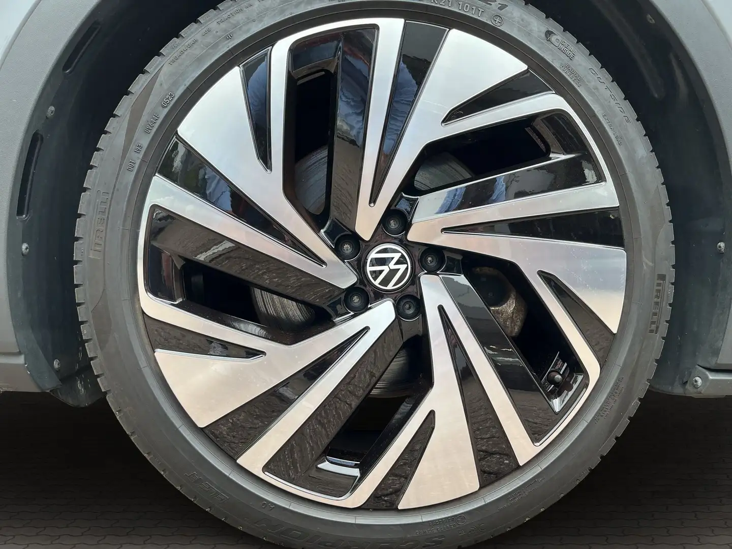 Volkswagen ID.5 Pro Performance LED Kamera Parksensor APP Grau - 2