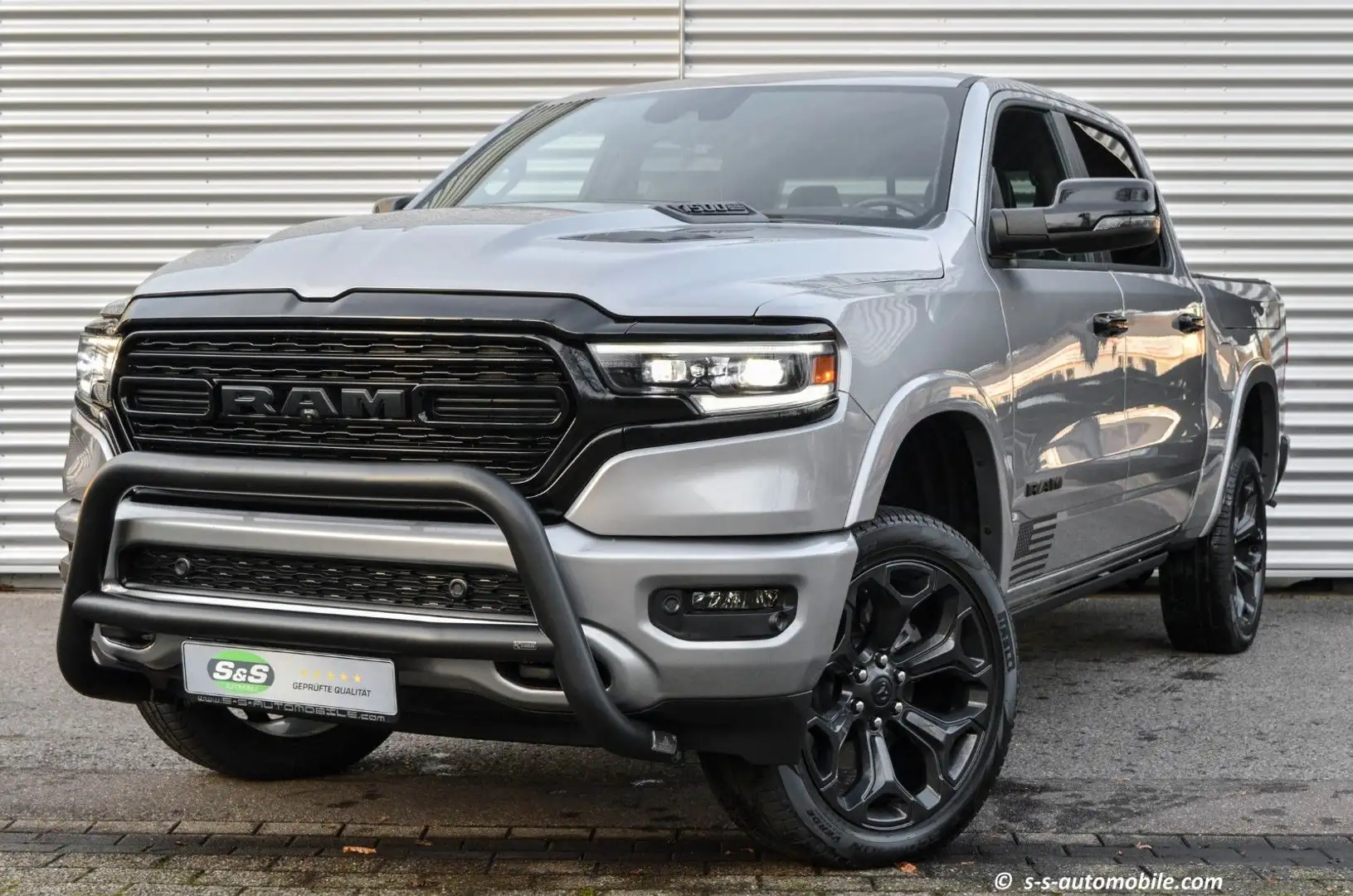 Dodge RAM 1500 5.7 HEMI V8 CREW CAB LIMITED 1.Hand Argent - 1