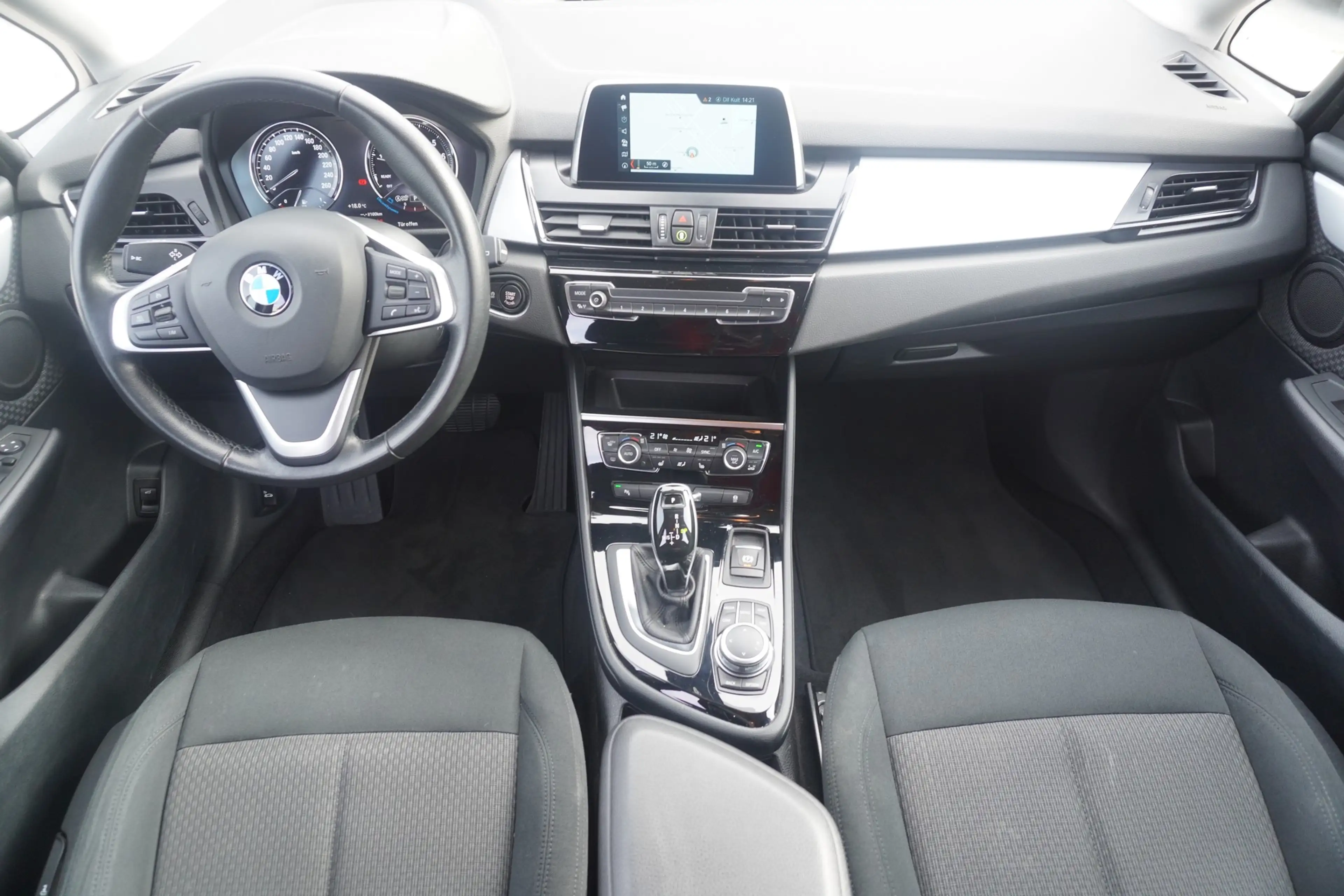 BMW 220 220i Navi Kamera el. Heckklappe Tempomat PDC USB — photo 14