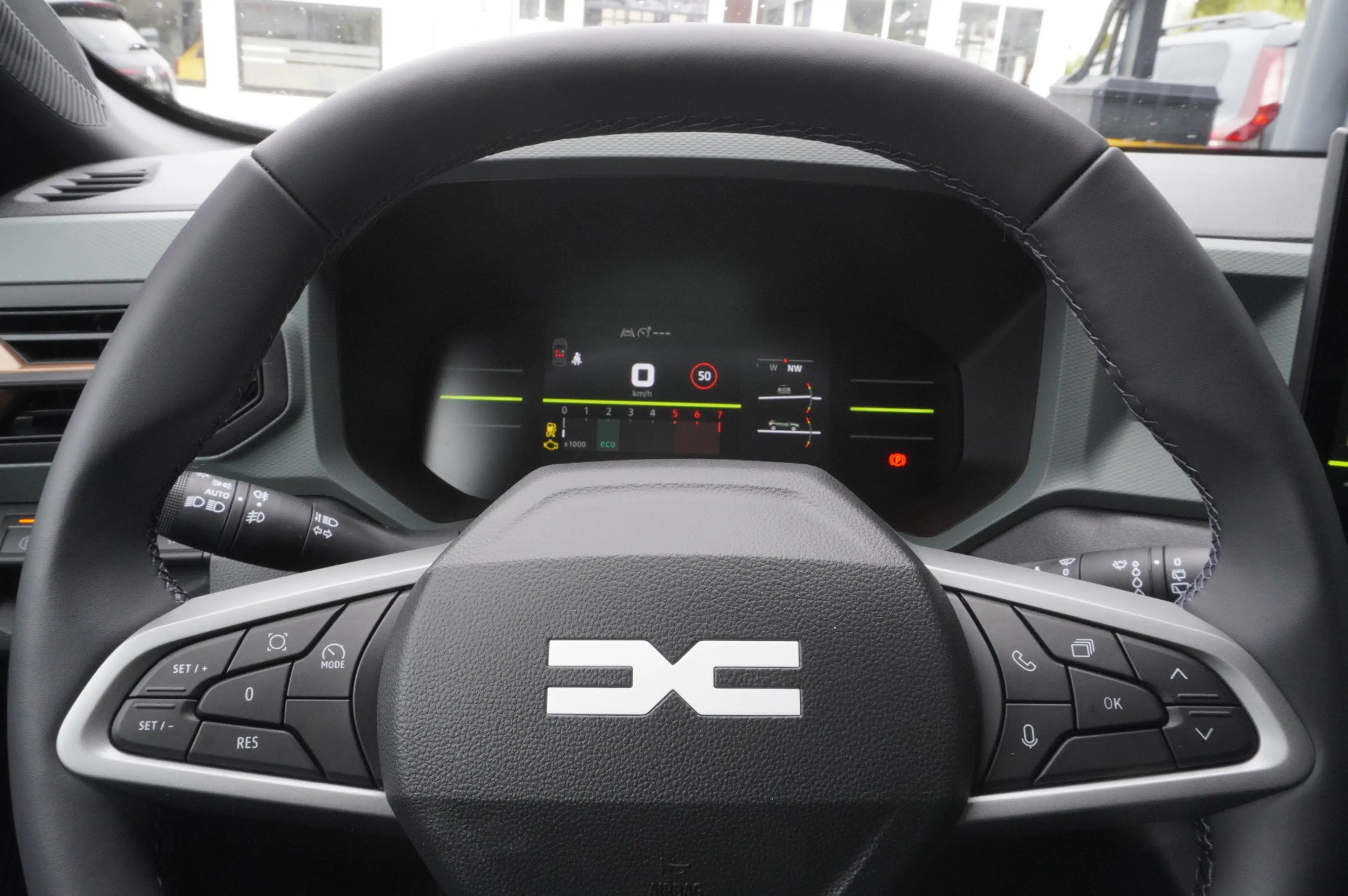 Dacia Duster Extreme Eco-G 120 — photo 10