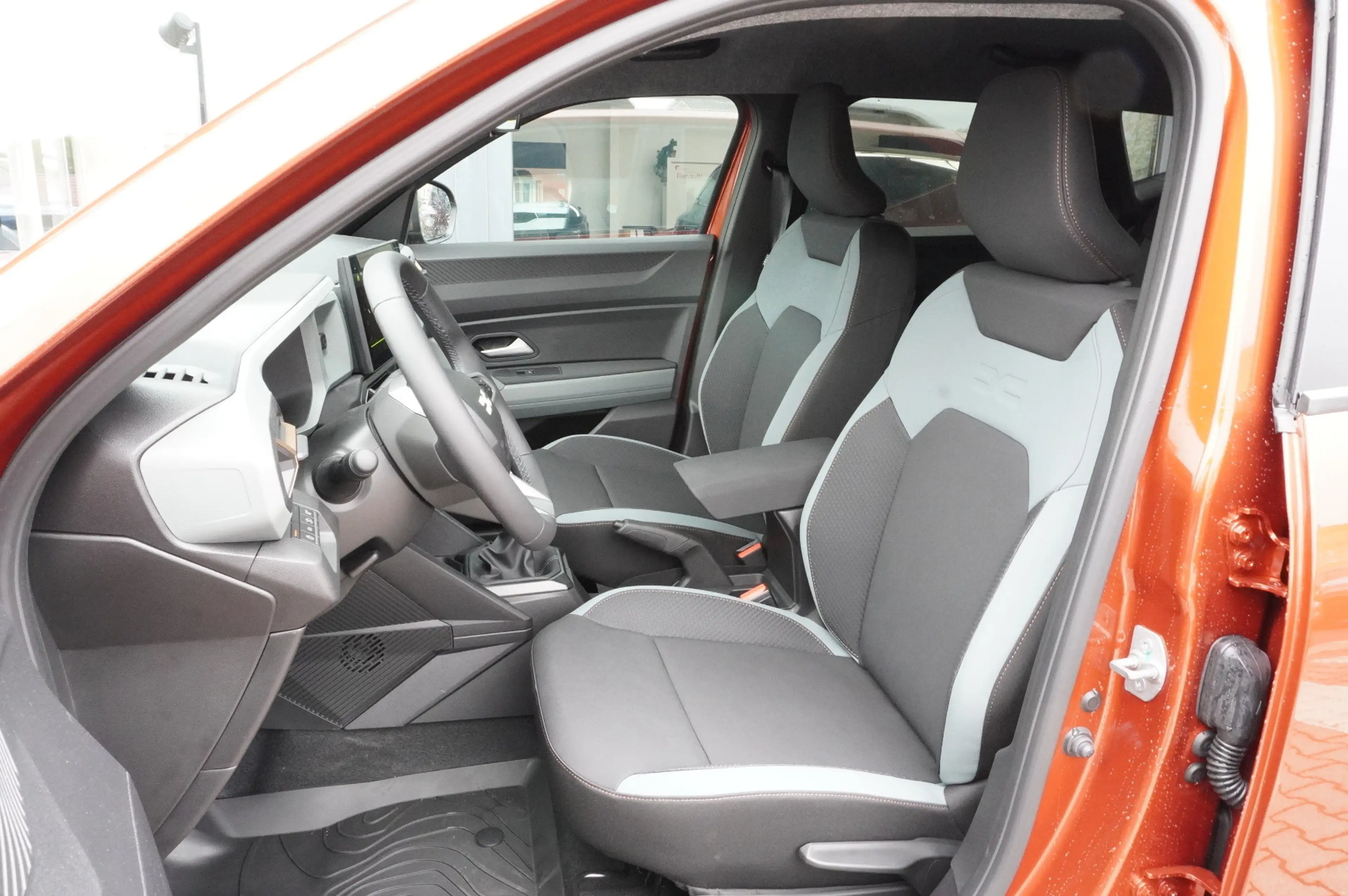 Dacia Duster Extreme Eco-G 120 — photo 5