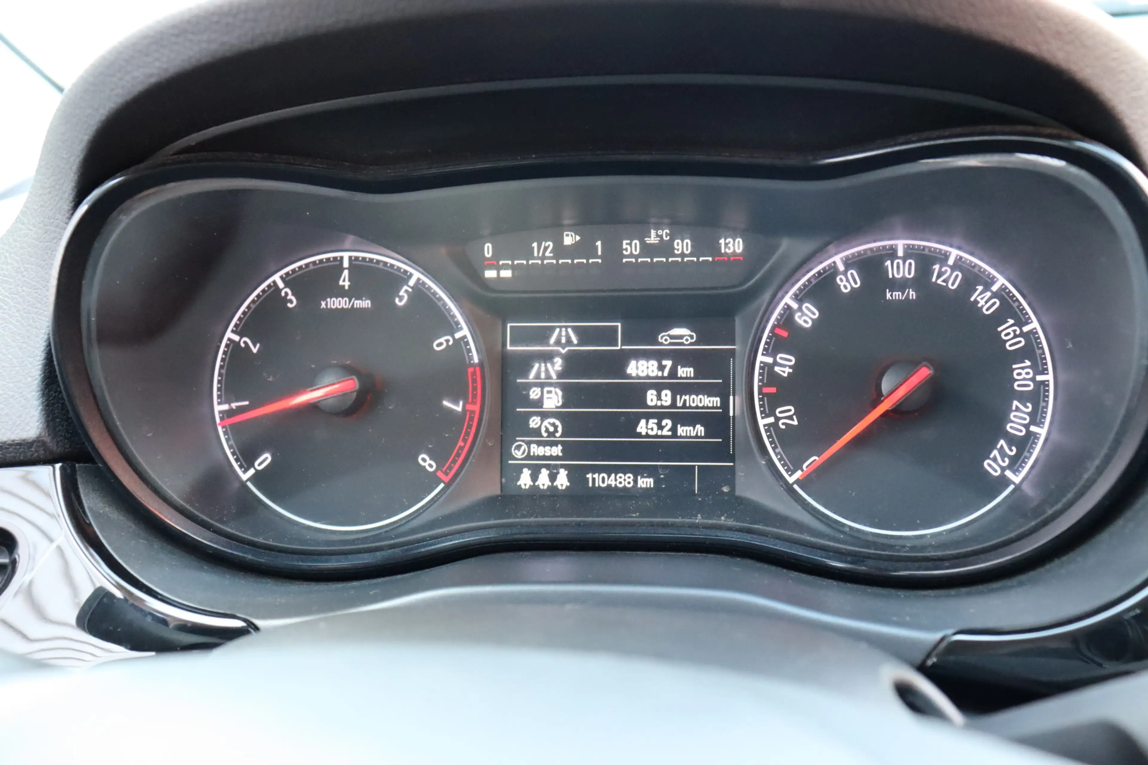 Opel Corsa 1.4 Black Edition O.a: PDC, Trekhaak, DAB, Carplay — photo 12