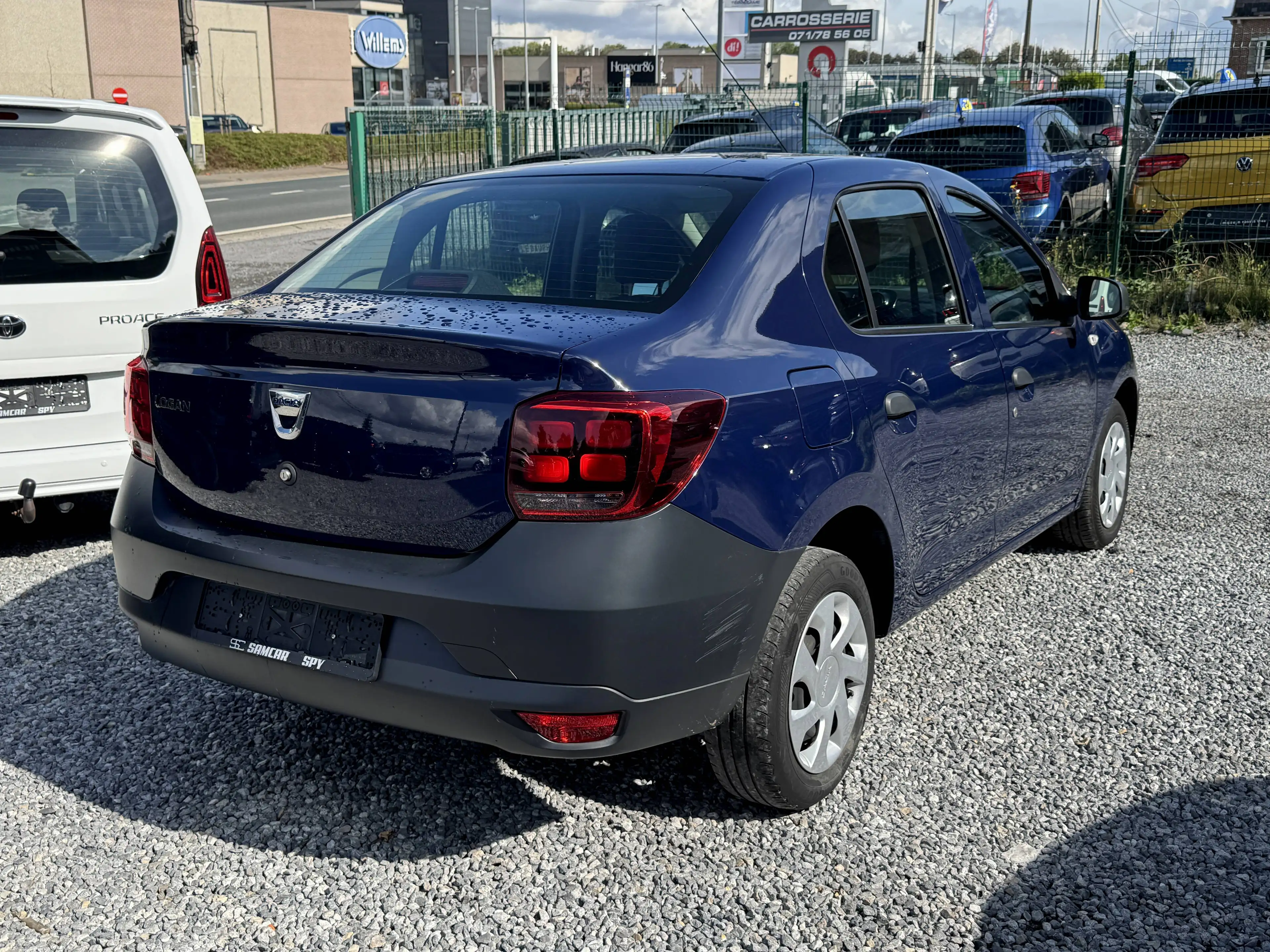 Dacia Logan Logan 1.0i SCe Access (EU6.2) — photo 8