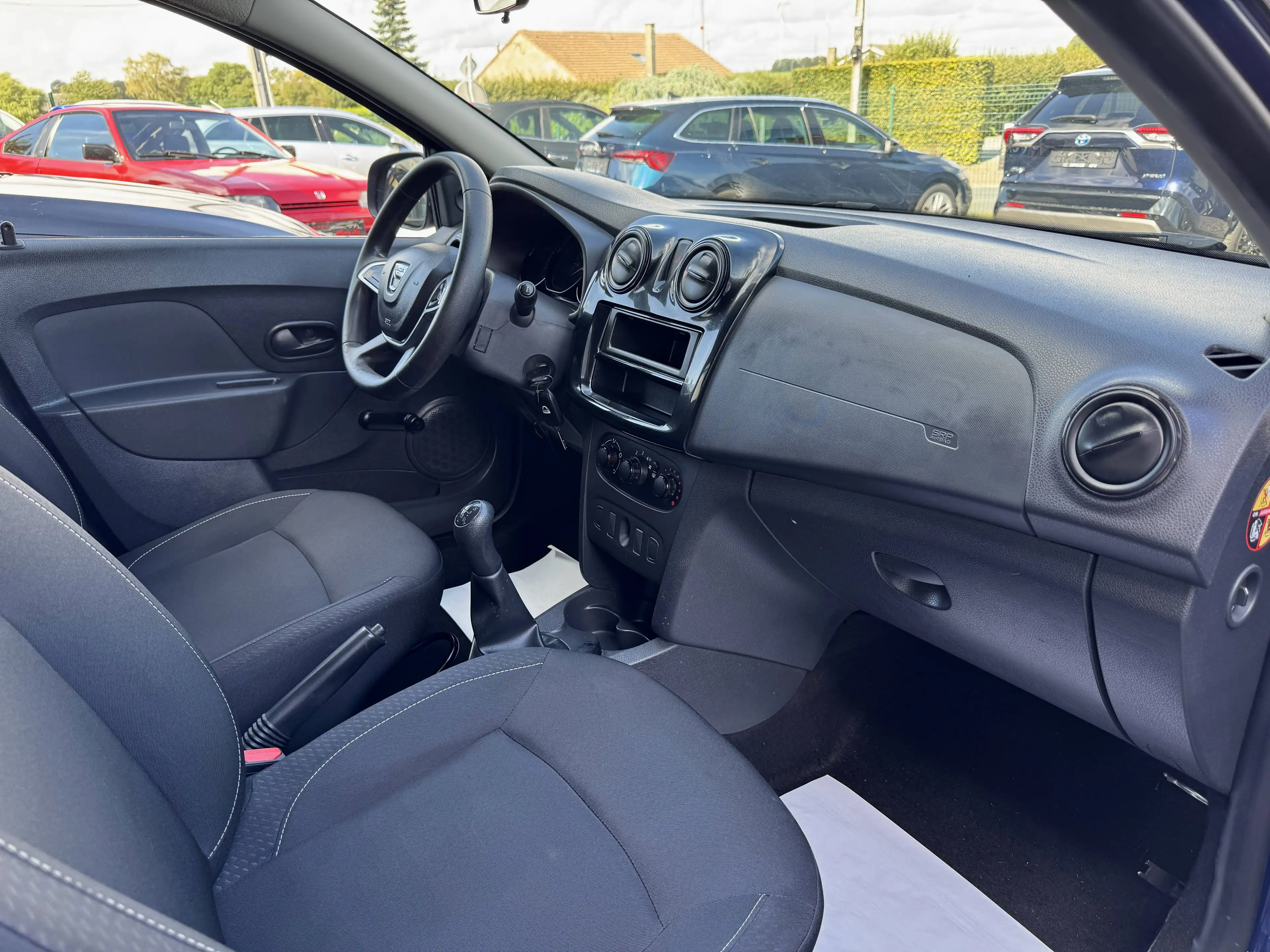 Dacia Logan Logan 1.0i SCe Access (EU6.2) — photo 9