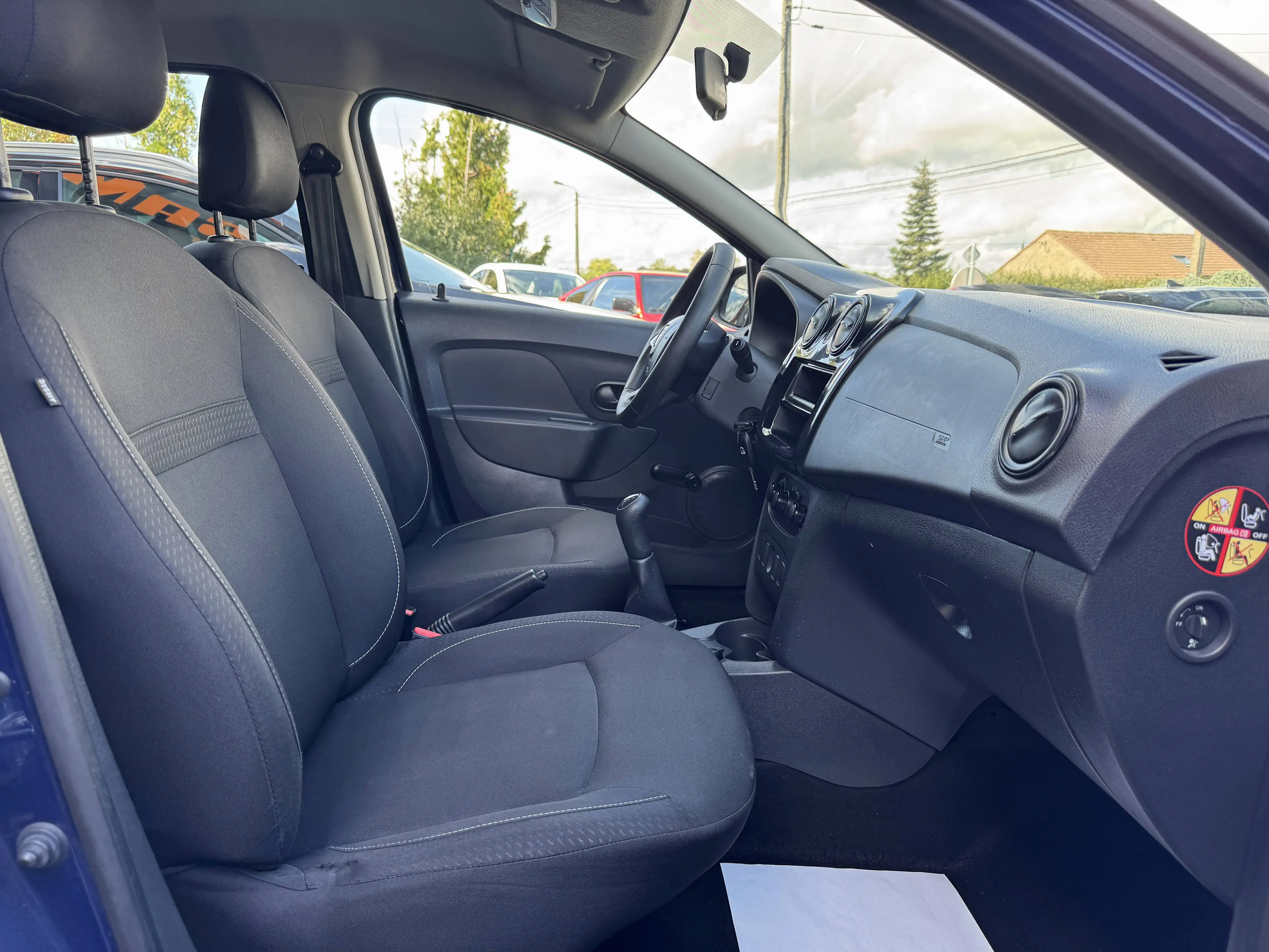 Dacia Logan Logan 1.0i SCe Access (EU6.2) — photo 10