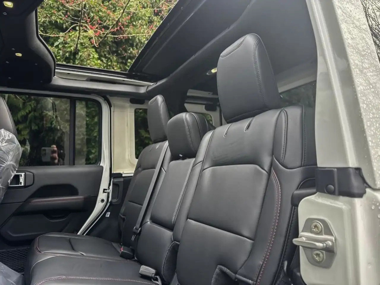 Jeep Wrangler снимка Jeep Wrangler