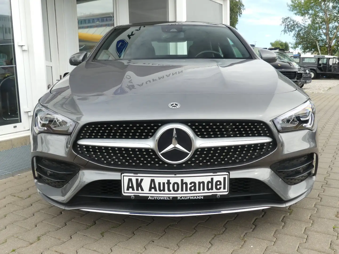 Mercedes-Benz CLA 180 AMG-Line LED Leder Kamera Navi Gris - 2