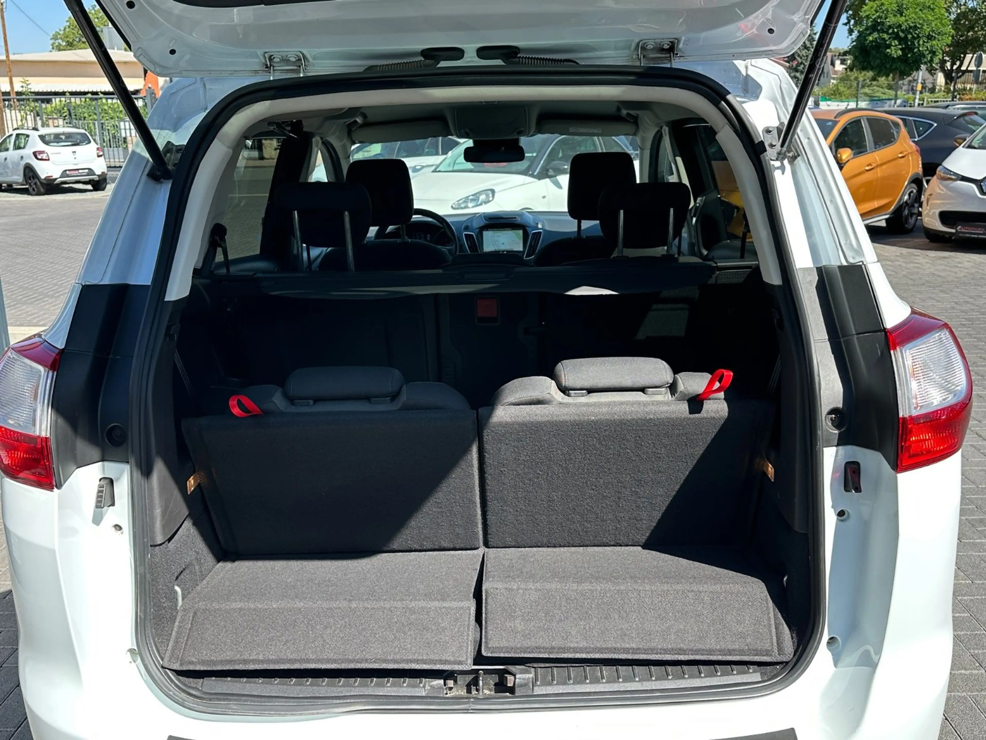 Ford Grand C-Max Titanium 7-Sitzer*Klima*Navi*Temp*Ph — photo 6