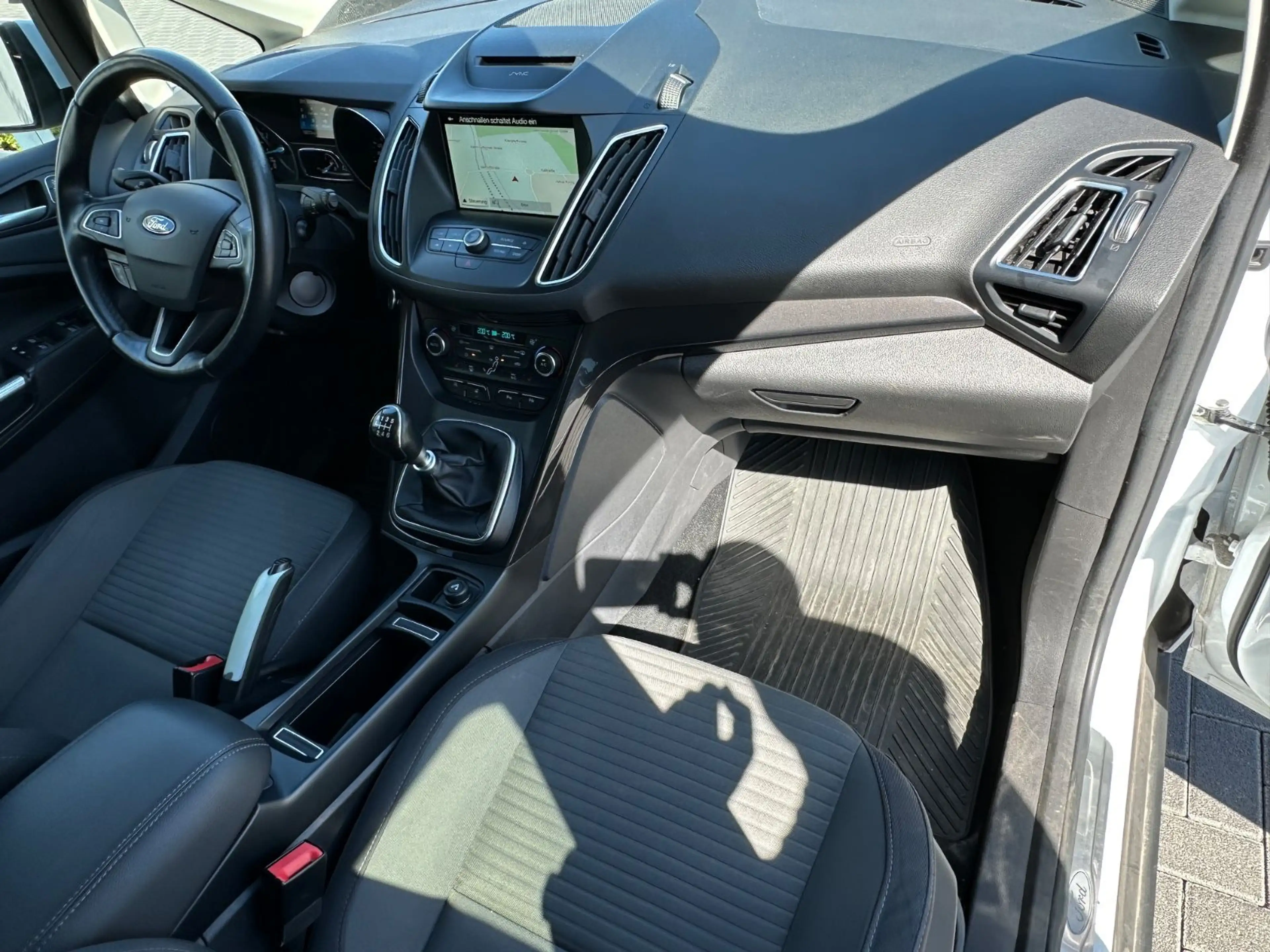 Ford Grand C-Max Titanium 7-Sitzer*Klima*Navi*Temp*Ph — photo 27