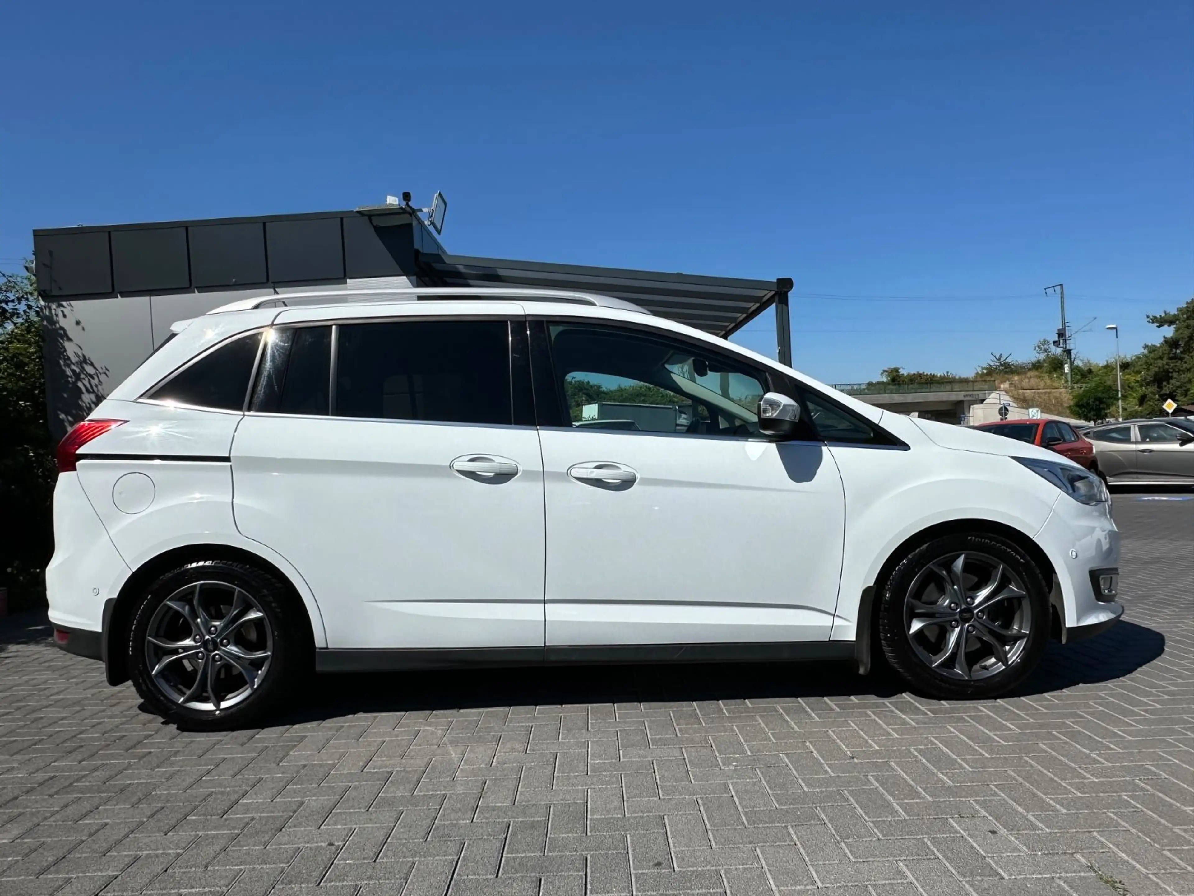 Ford Grand C-Max Titanium 7-Sitzer*Klima*Navi*Temp*Ph — photo 8