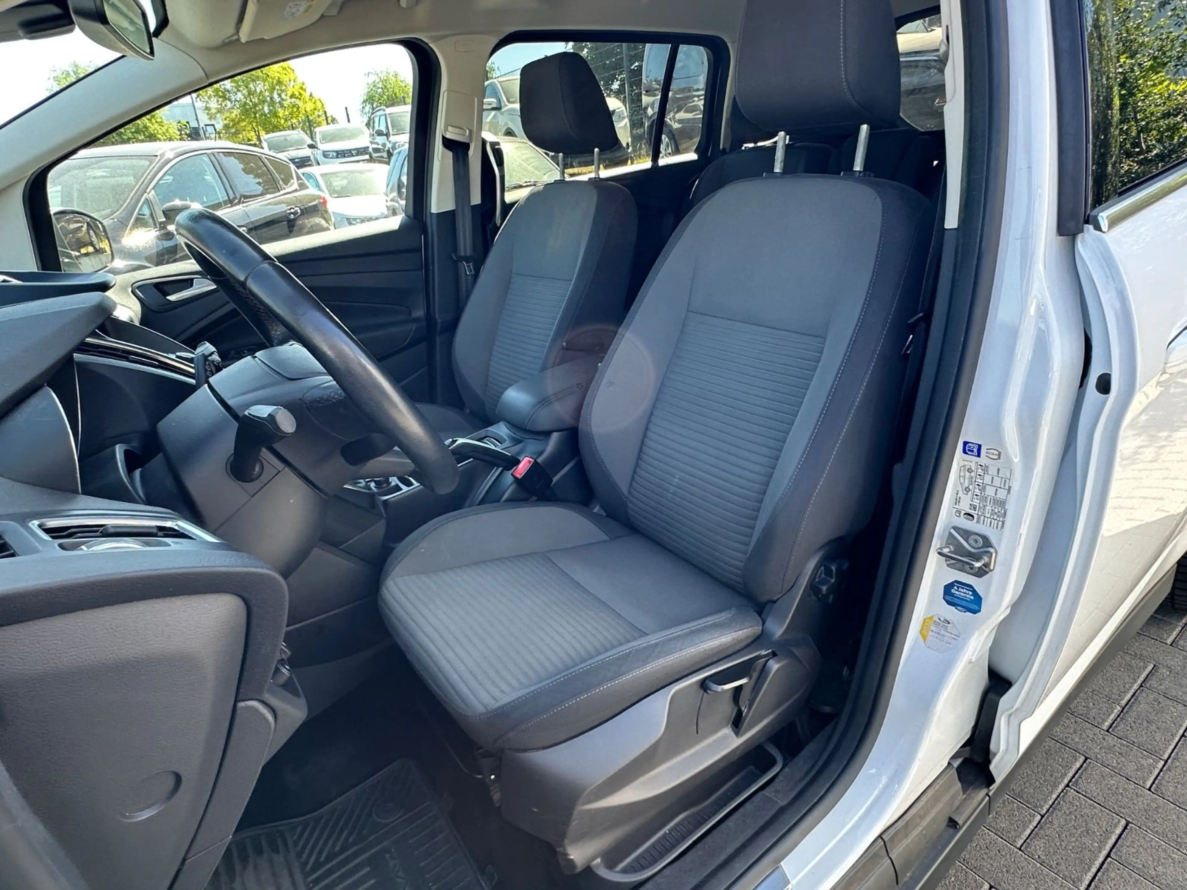 Ford Grand C-Max Titanium 7-Sitzer*Klima*Navi*Temp*Ph — photo 16