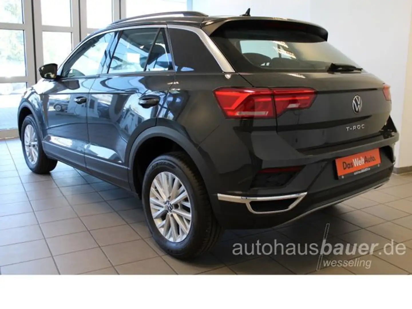 Volkswagen T-Roc 1.0l TSI Style *ACC, SHZ, PDC, Licht + Sicht* Grau - 2