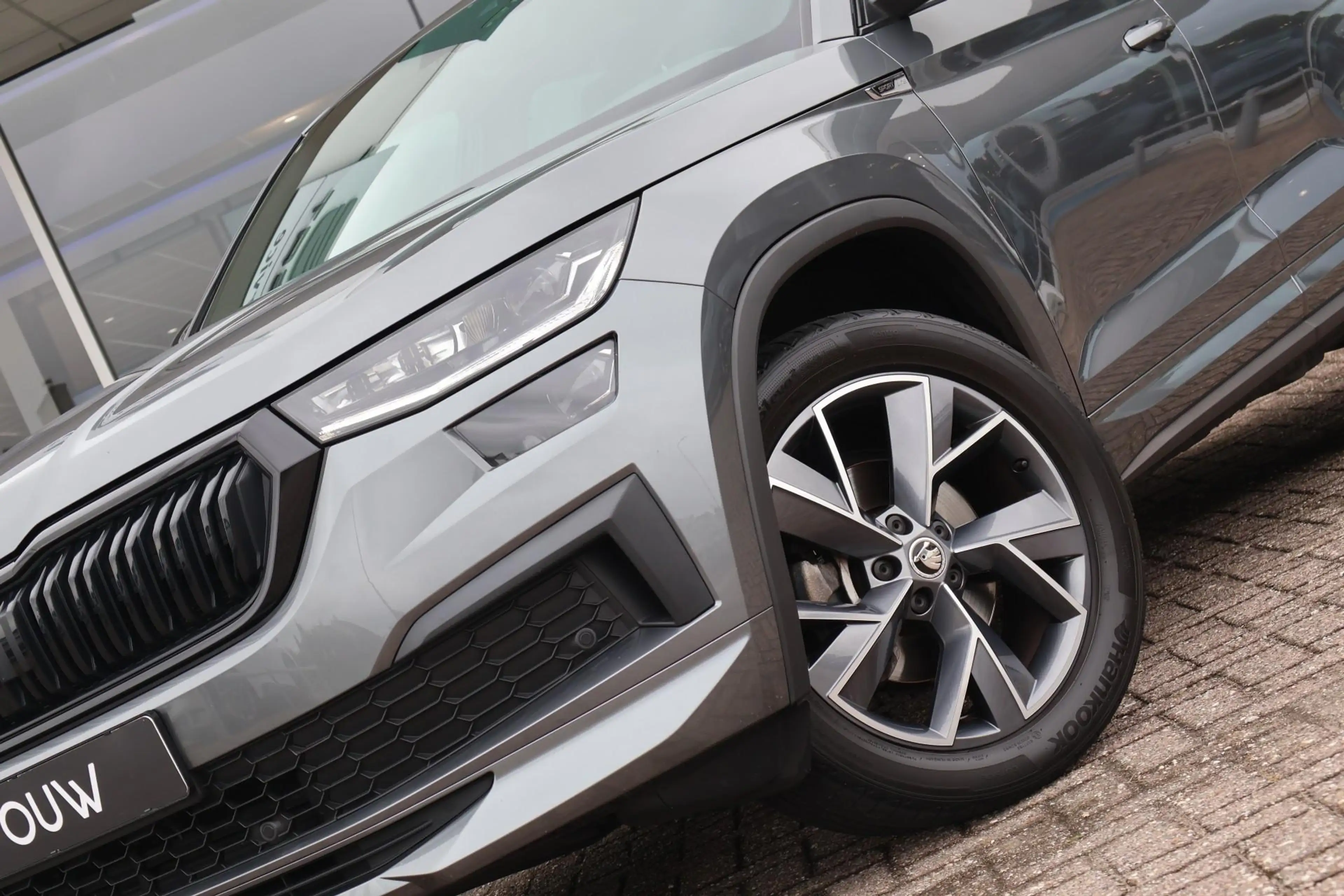 Skoda Kodiaq 1.5 TSI 150pk DSG Sportline Business 7p. | Trekhaa — photo 15