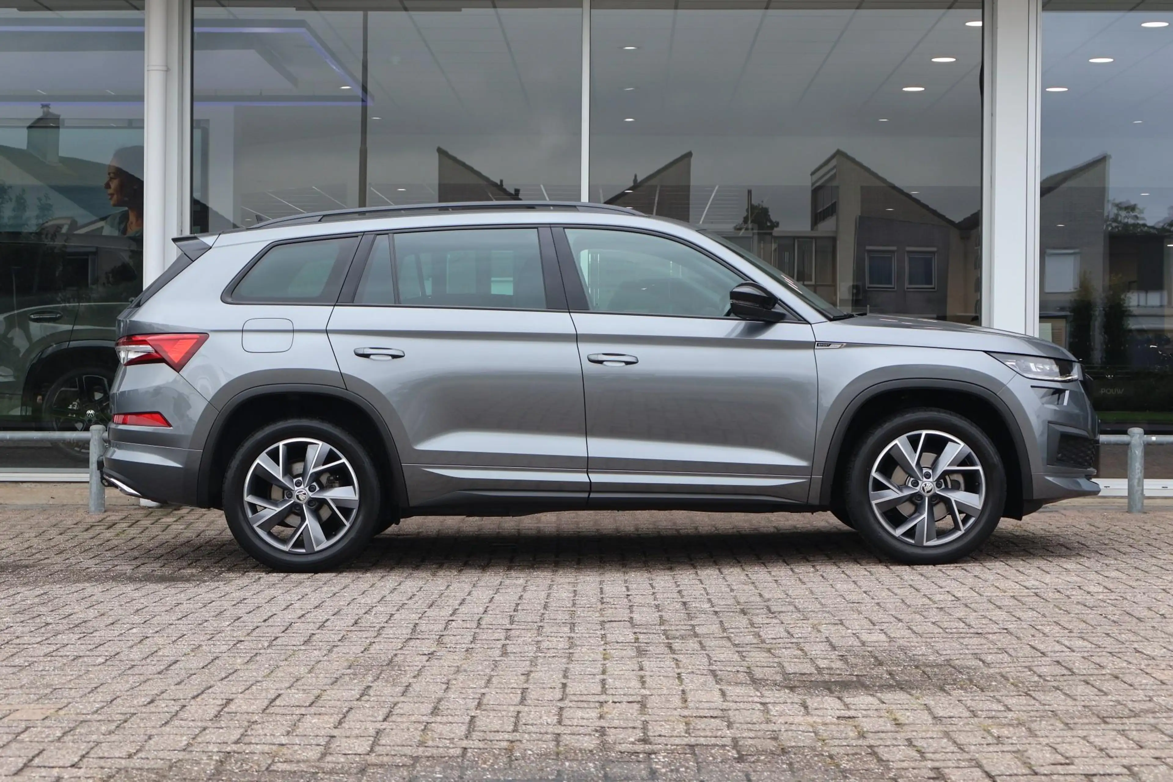 Skoda Kodiaq 1.5 TSI 150pk DSG Sportline Business 7p. | Trekhaa — photo 3