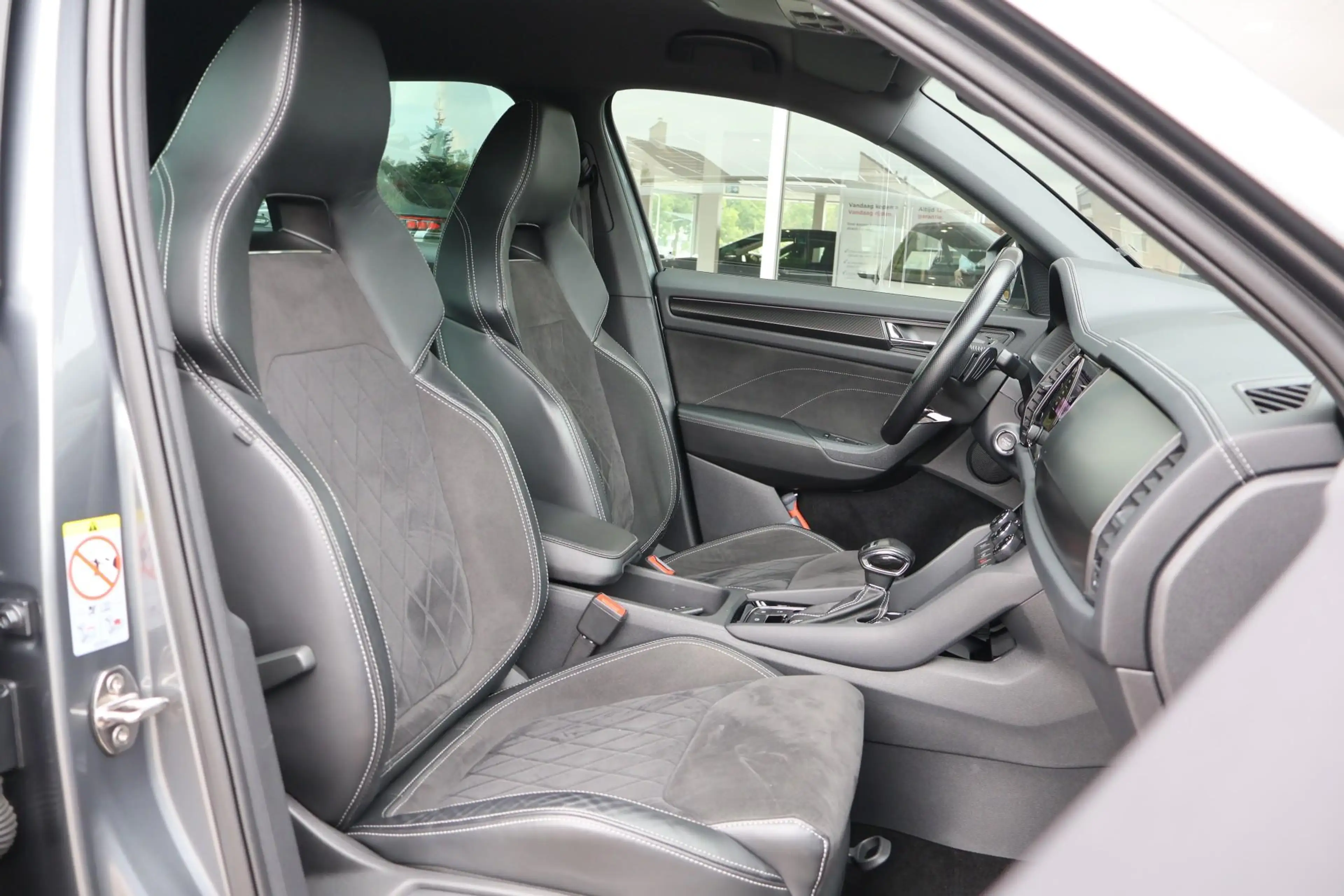 Skoda Kodiaq 1.5 TSI 150pk DSG Sportline Business 7p. | Trekhaa — photo 4