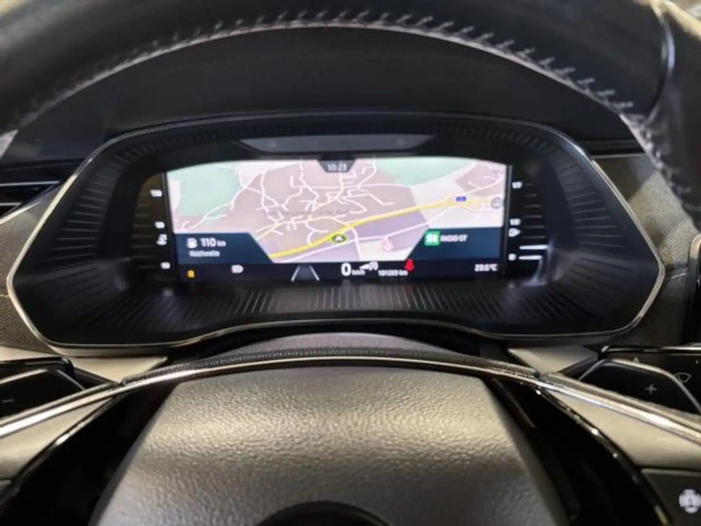 Skoda Octavia 2,0DSG LED VIRTUAL COCKPIT HEAD-UP-DISPLAY AHK Schwarz - 2