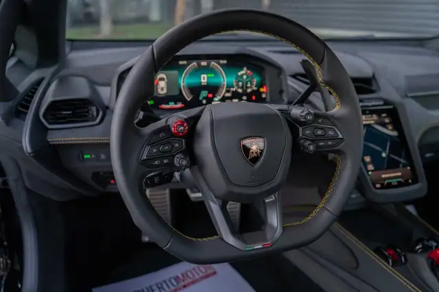 Lamborghini Temerario view 9