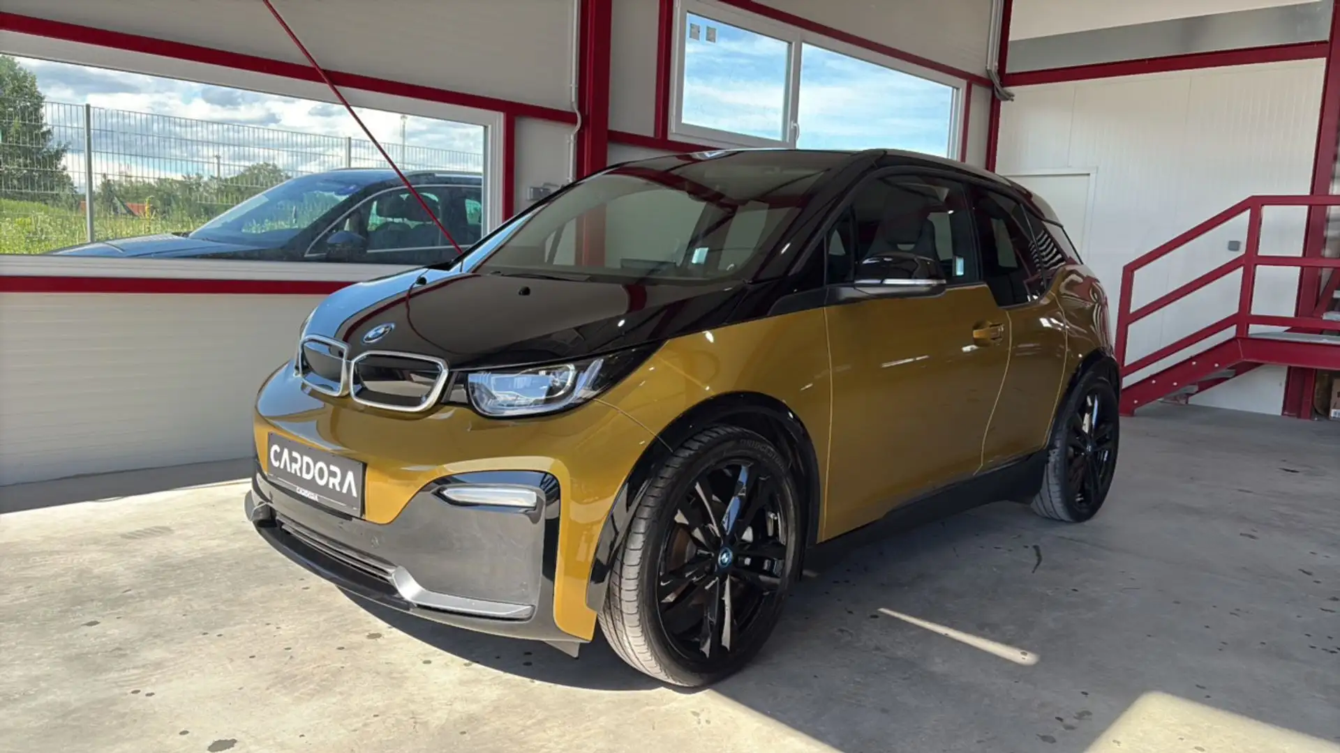 BMW i3 S 120Ah MEGA FARBE Wärmepumpe LED*Leder*SKY*SHZ*R Gelb - 2