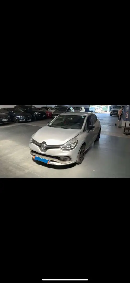 Renault Clio IV 1.6 Turbo 200 RS EDC - 1