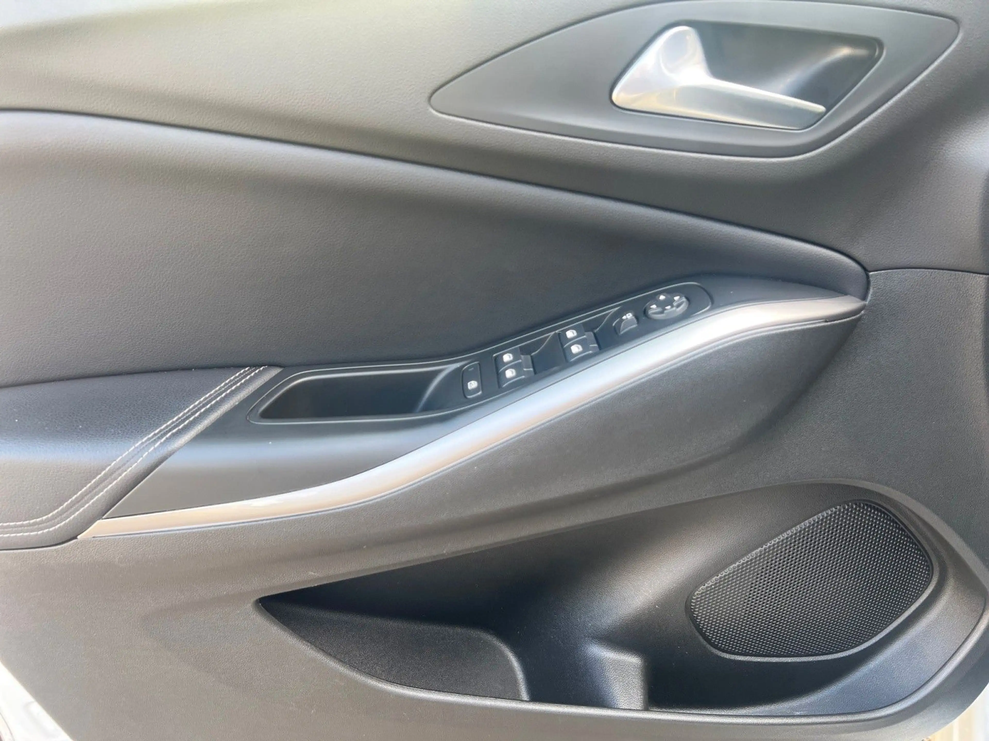 Opel Grandland X GS Line Aut. LED SHZ NAV KEYLESS — photo 10