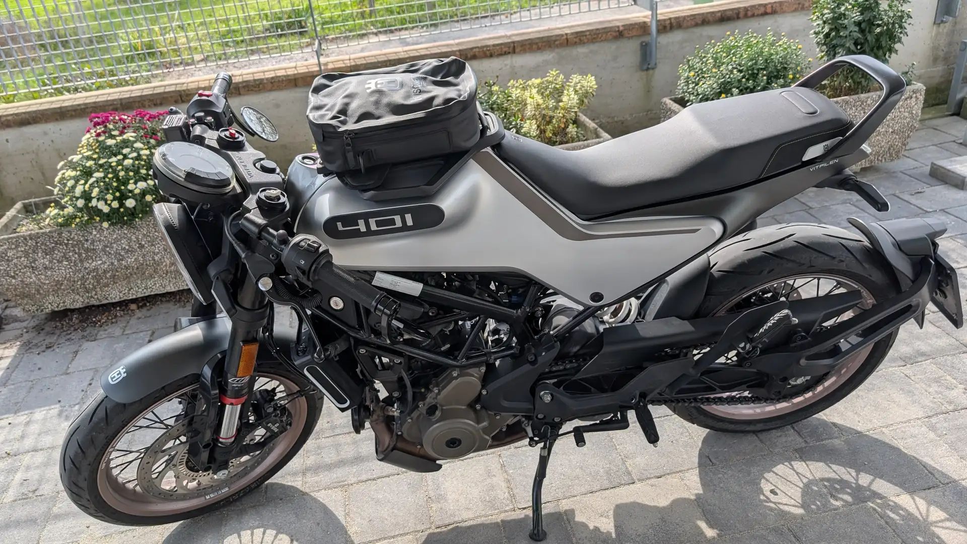 Husqvarna Vitpilen 401 2020 Grigio - 1