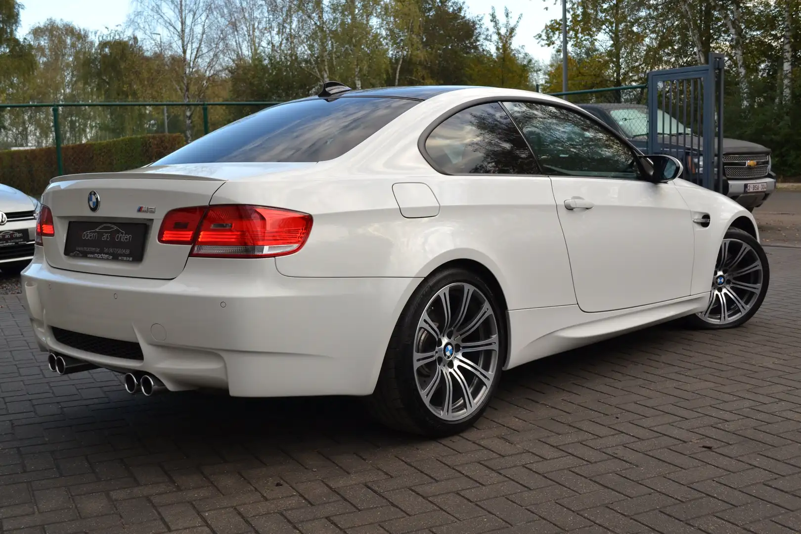 BMW M3 Coupé 4.0i V8. 24900km!!! Eerste eigenaar. Blanco - 2