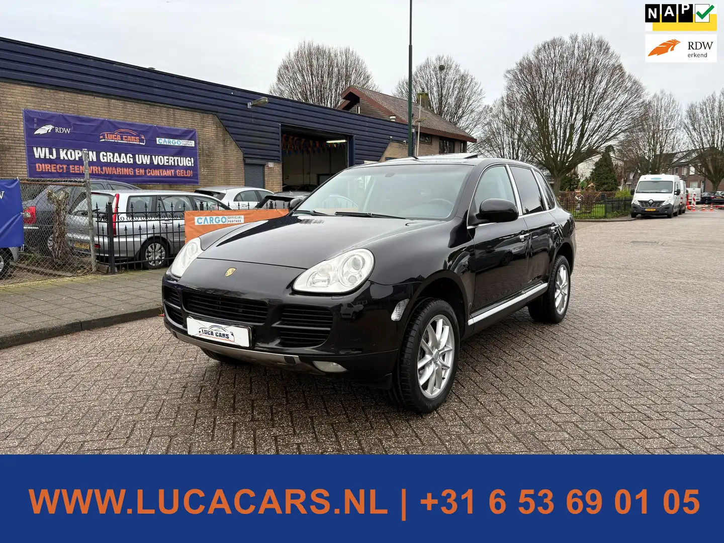 Porsche Cayenne 3.2 Black - 1