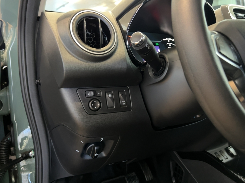Dacia Spring Essential KLIMA LED-Tagfahrlicht BT ABS ESP ZV — photo 13