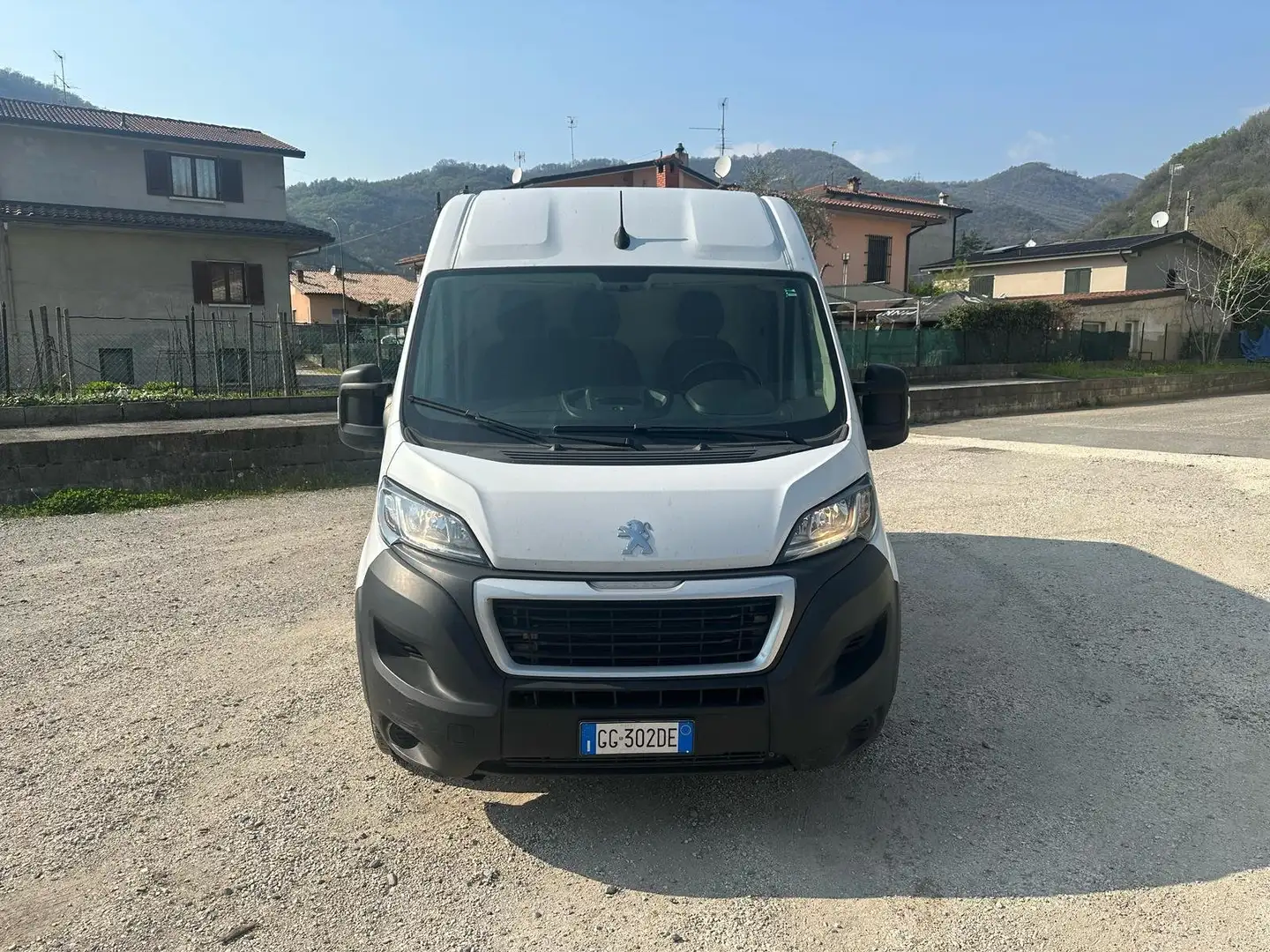 Peugeot Boxer 2.2 bluehdi 140CV L2H2 (IVA ESCLUSA) Blanco - 1