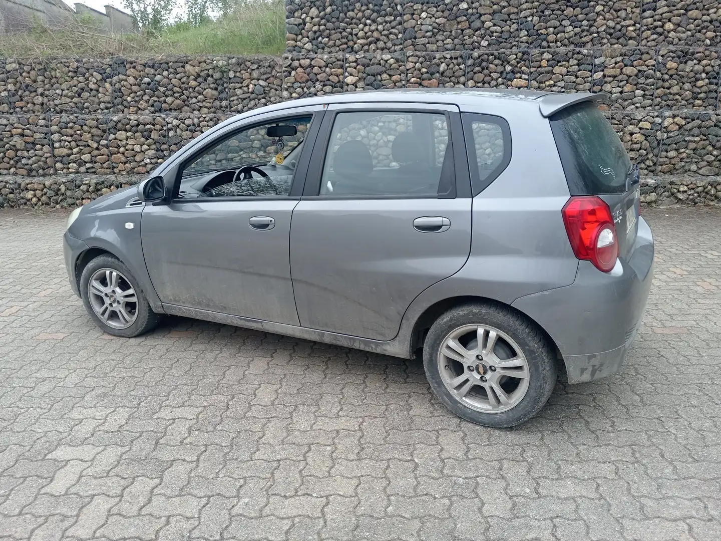 Chevrolet Aveo - 1
