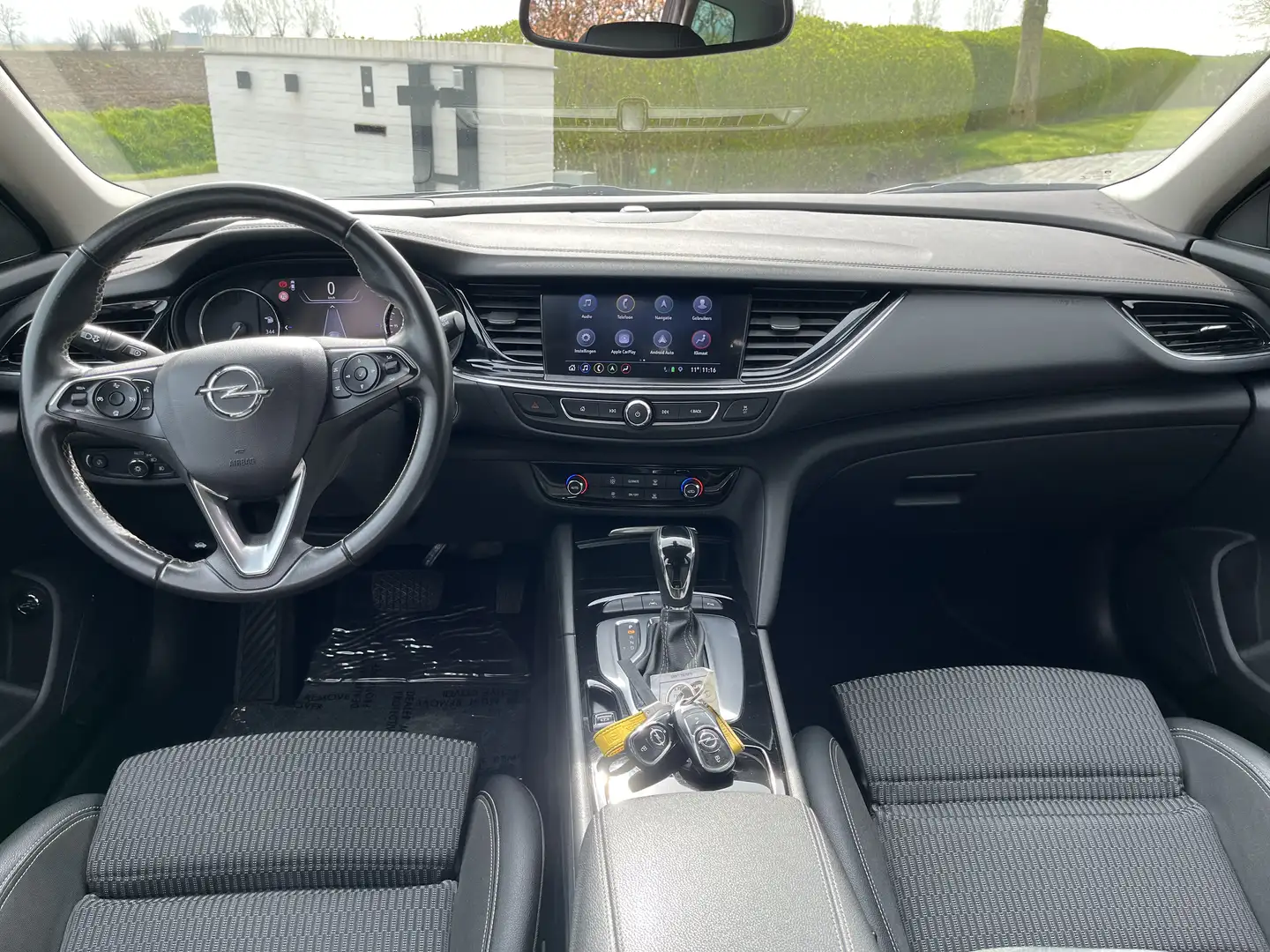 Opel Insignia sports tourer/1eignr/Carplay/Camera/Trekhaak... Marrón - 2