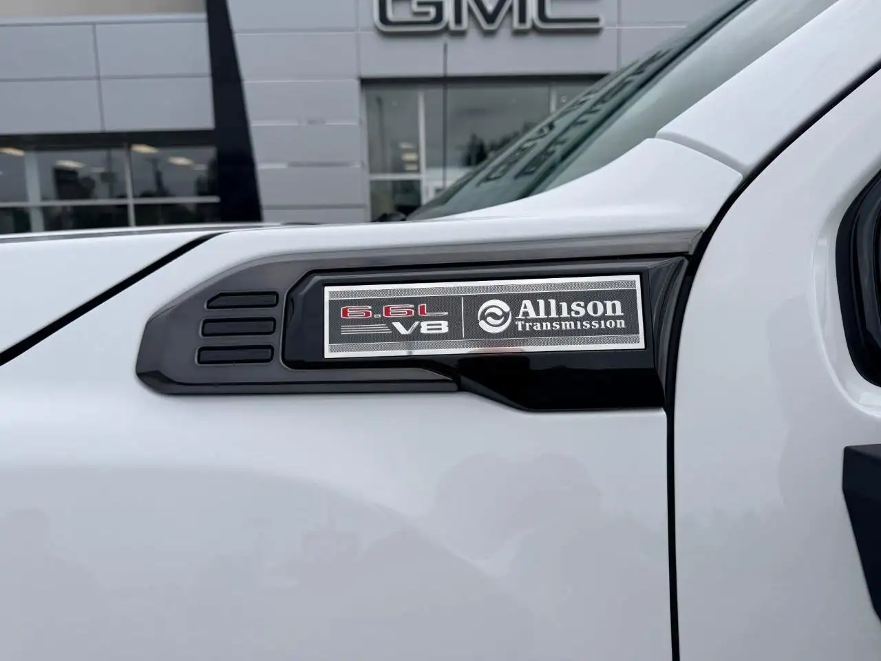 GMC Sierra 2500HD photo GMC Sierra 2500HD