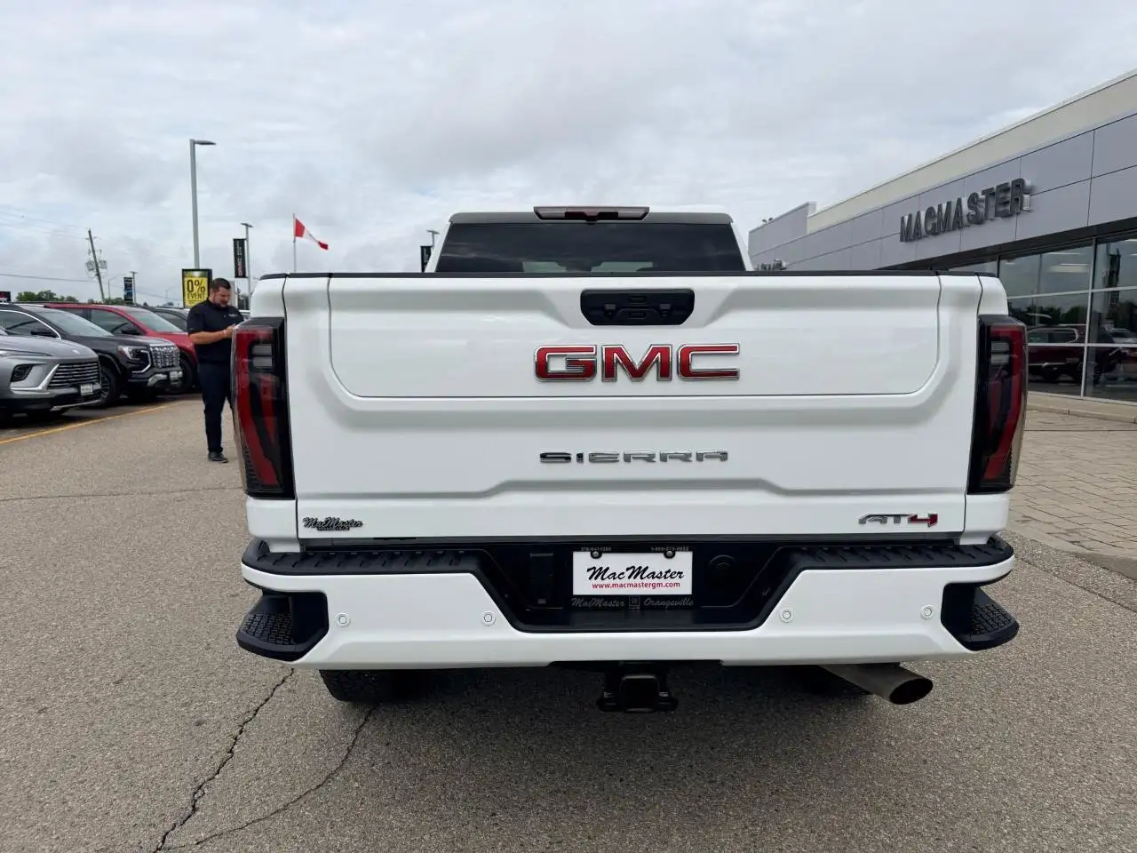 GMC Sierra 2500HD photo GMC Sierra 2500HD