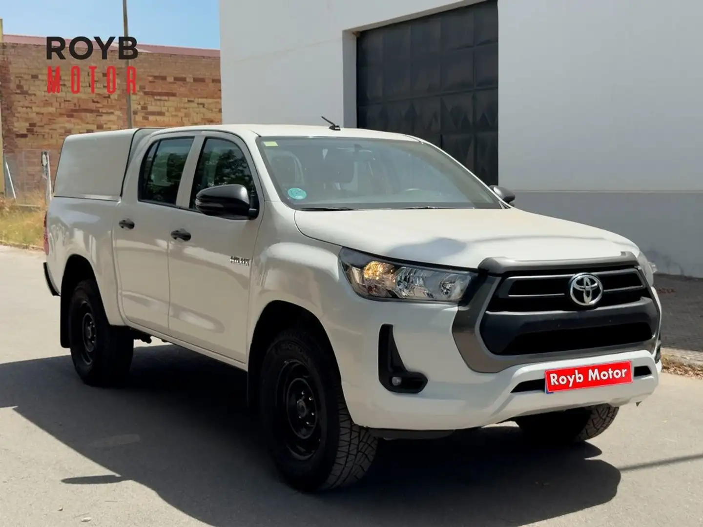 Toyota Hilux 2.5D-4D Cabina Doble GX Blanco - 2