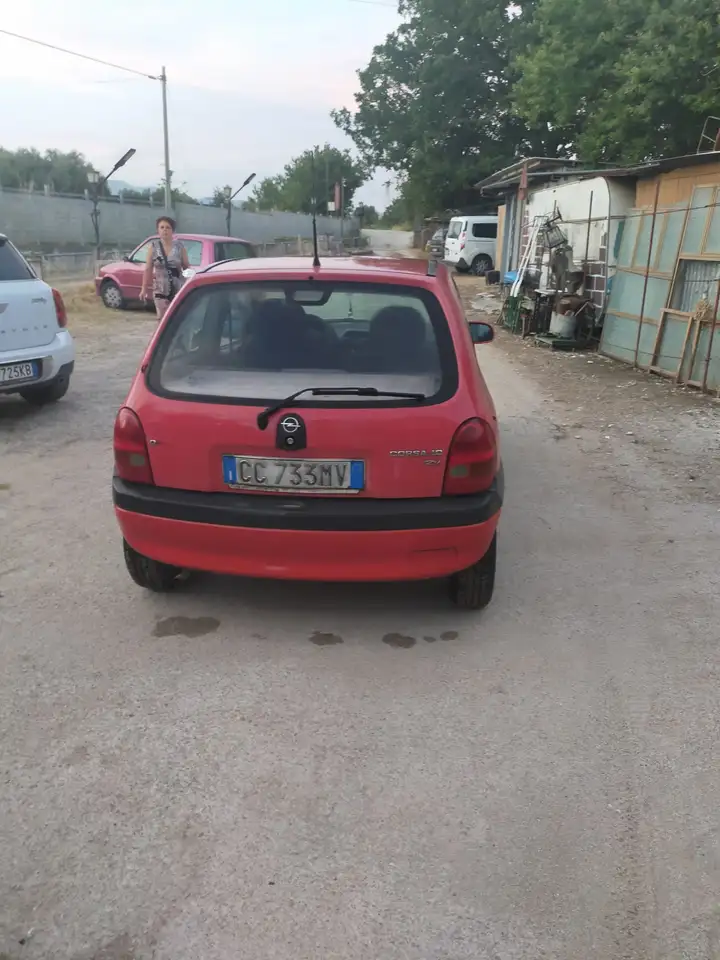 Opel Corsa 3p 1.0 12v Edition2000, foto 3
