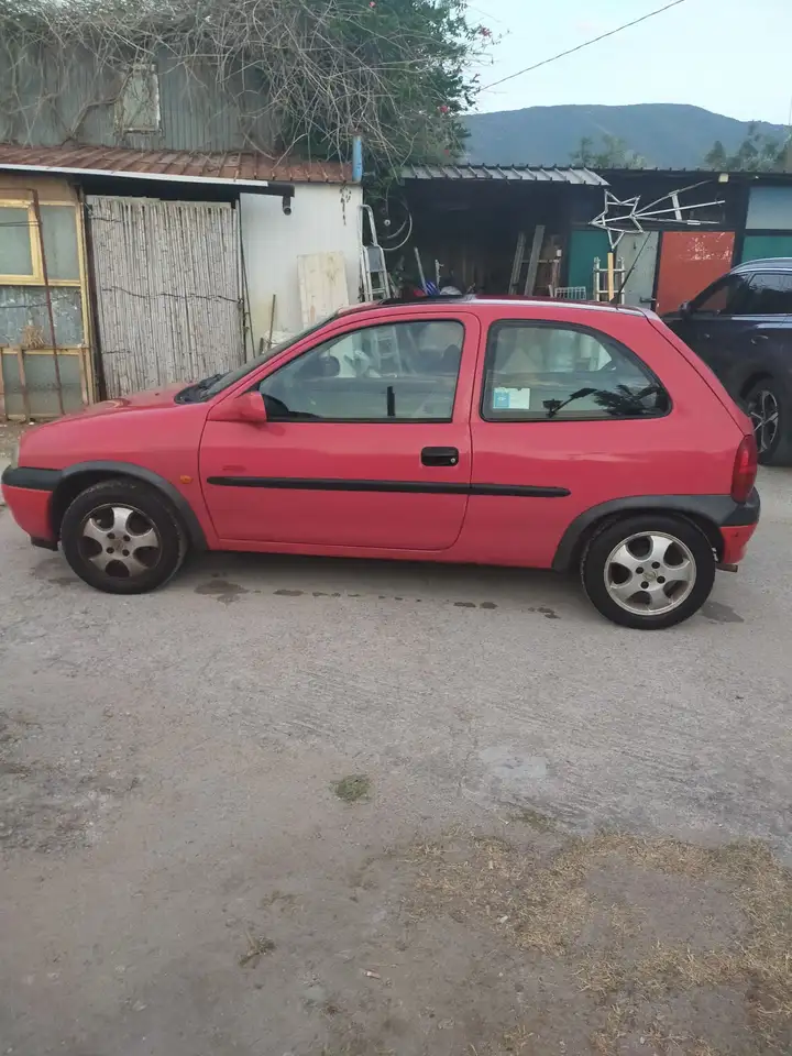 Opel Corsa 3p 1.0 12v Edition2000, foto 4