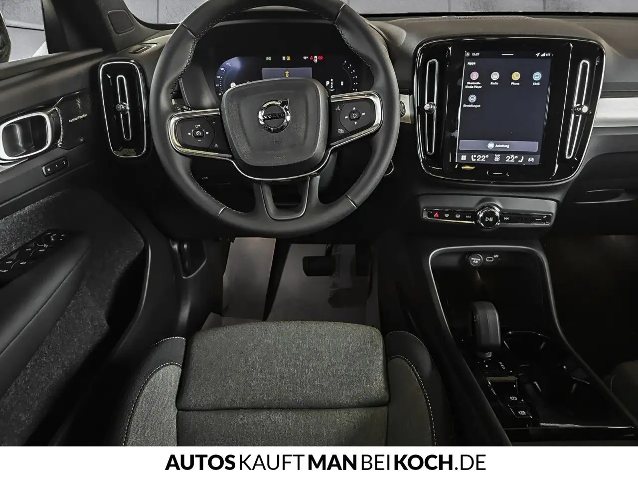 Volvo XC40 2026 — фото 10