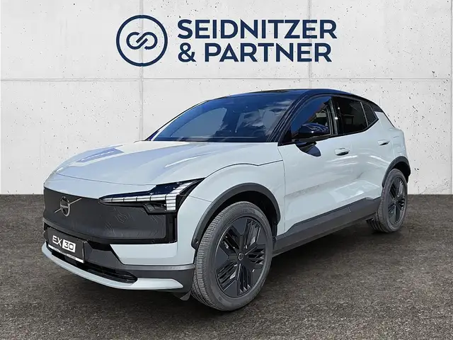 Volvo EX30 Cross Country Twin Motor Performance Ultra AWD